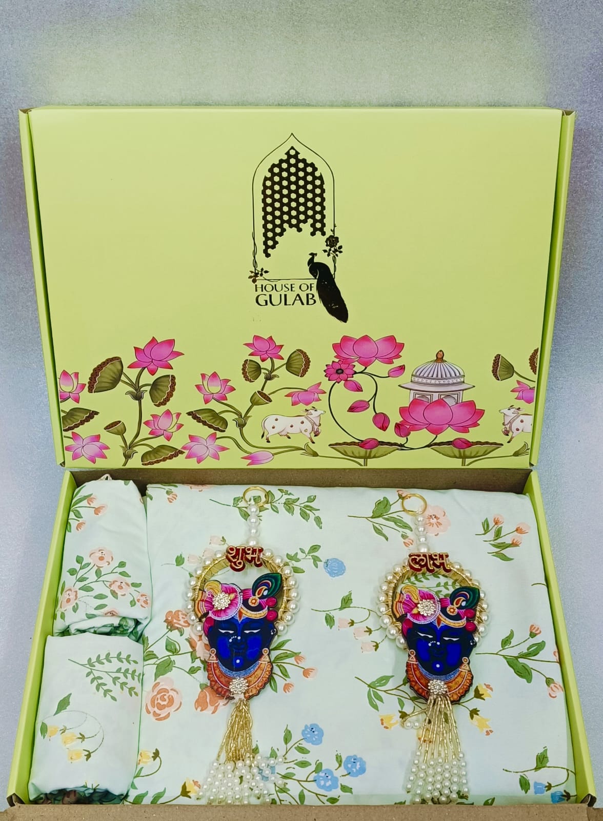 Diwali Value Gift Box | 1 Double Bedsheet & 2 Wall Hangings
