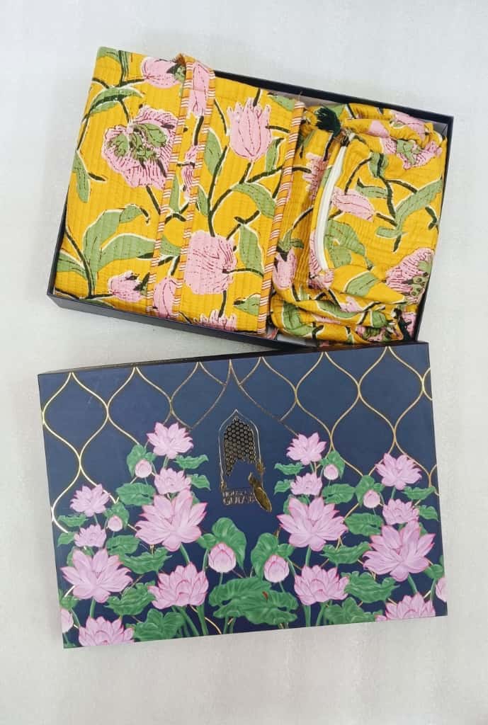 Diwali Gift Box – Stylish Tote Bag with 3 Coordinated Utility Pouches