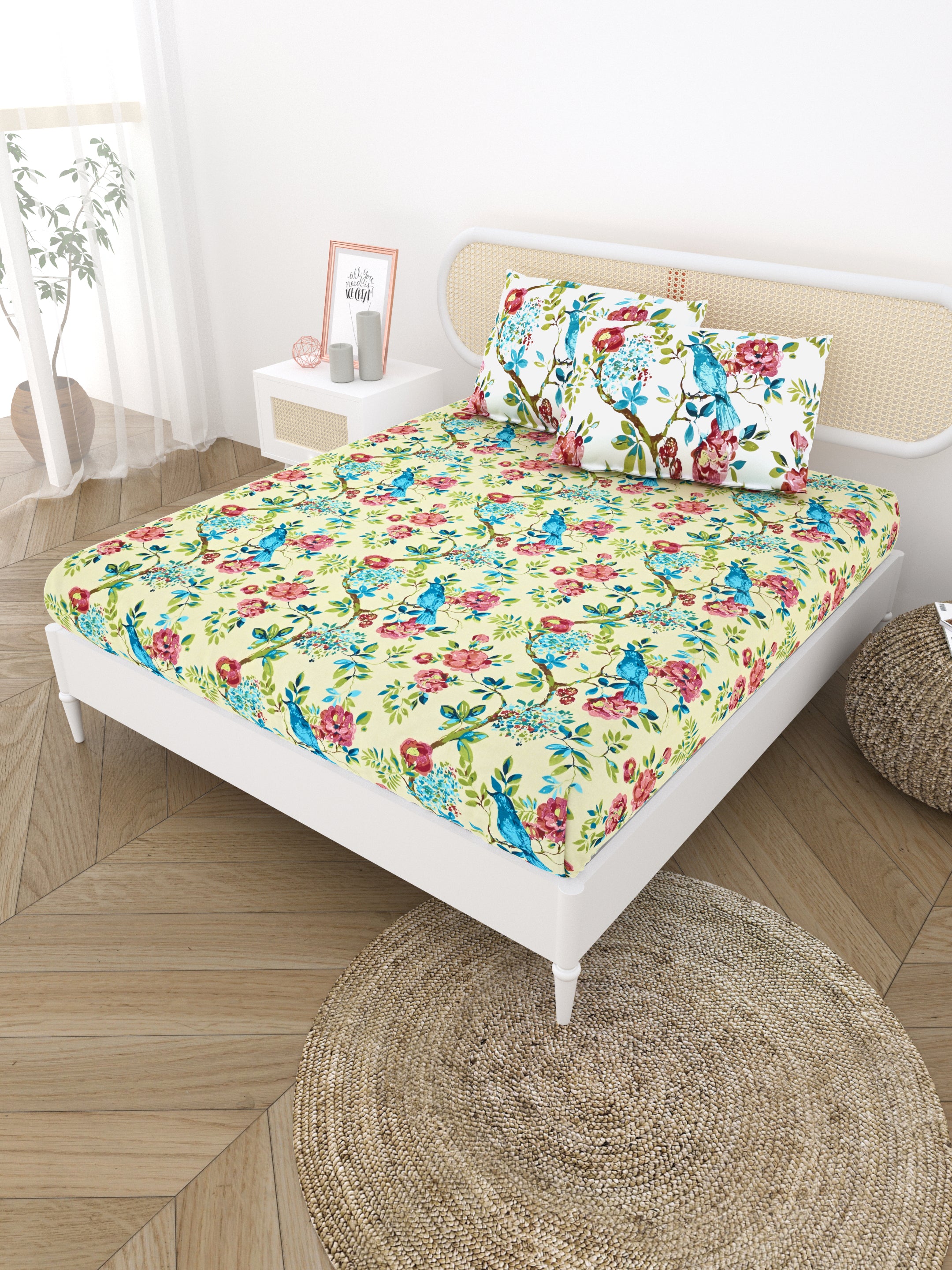 Double King Bedsheet with 2 Pillow Covers
