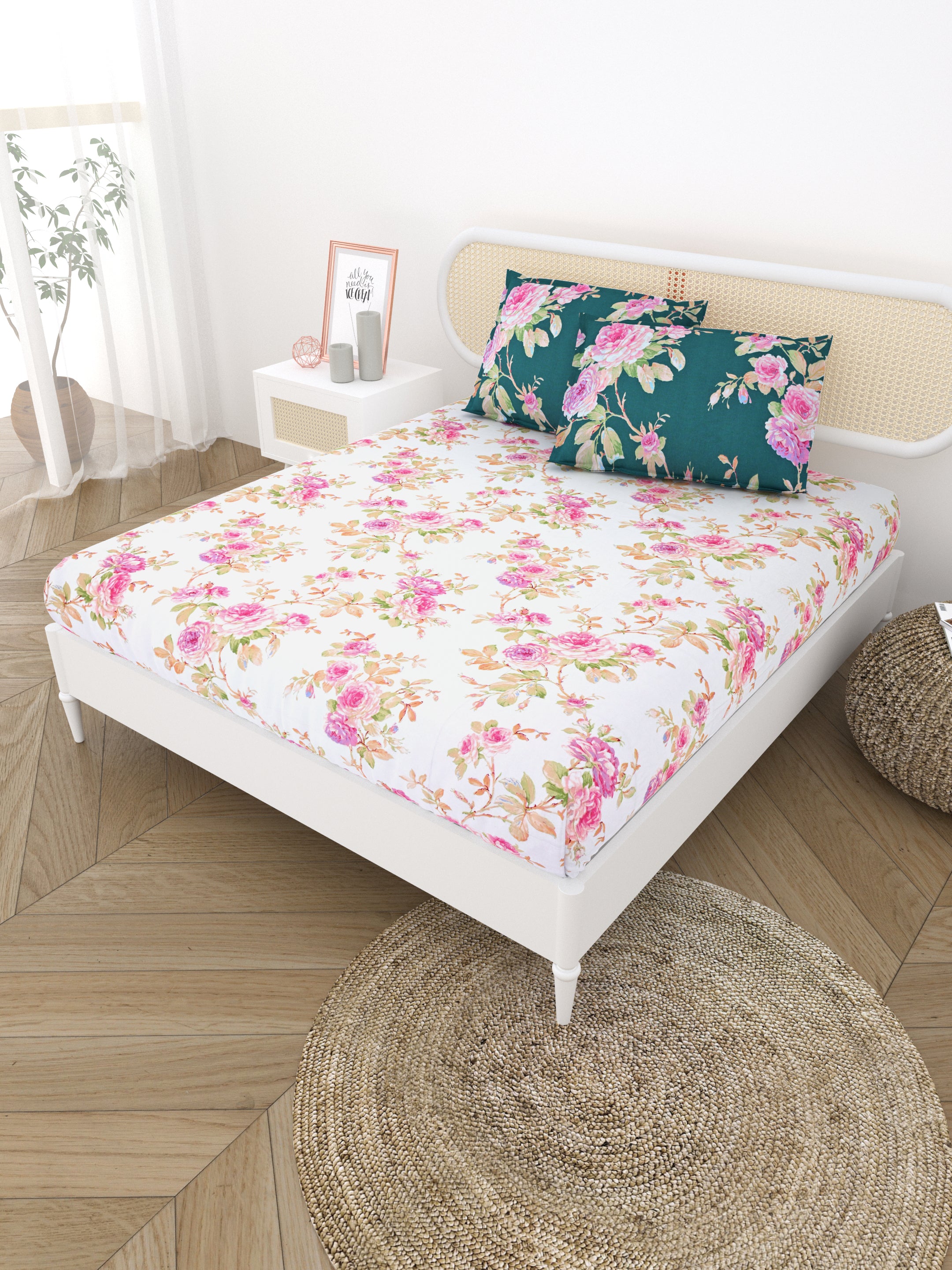 Double King Bedsheet with 2 Pillow Covers