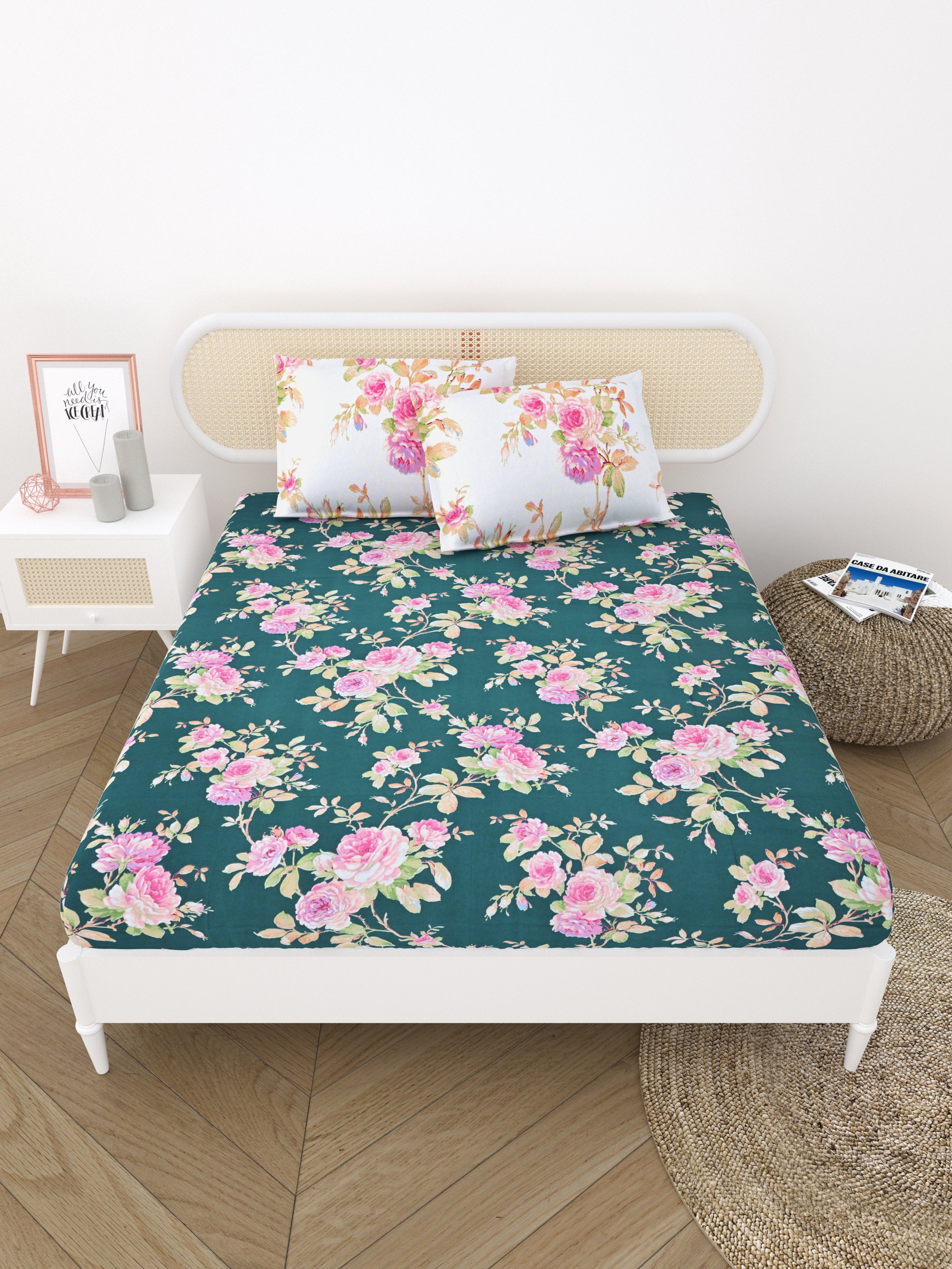 Double King Bedsheet with 2 Pillow Covers