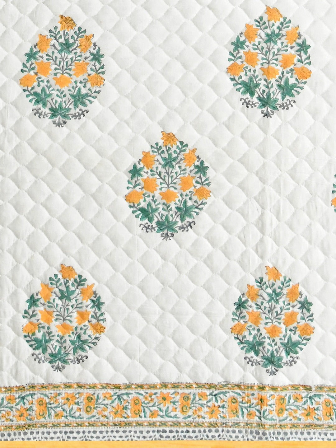 Handblock Printed Quilted Reversible Cotton Bedcover with 2 Pillow Covers