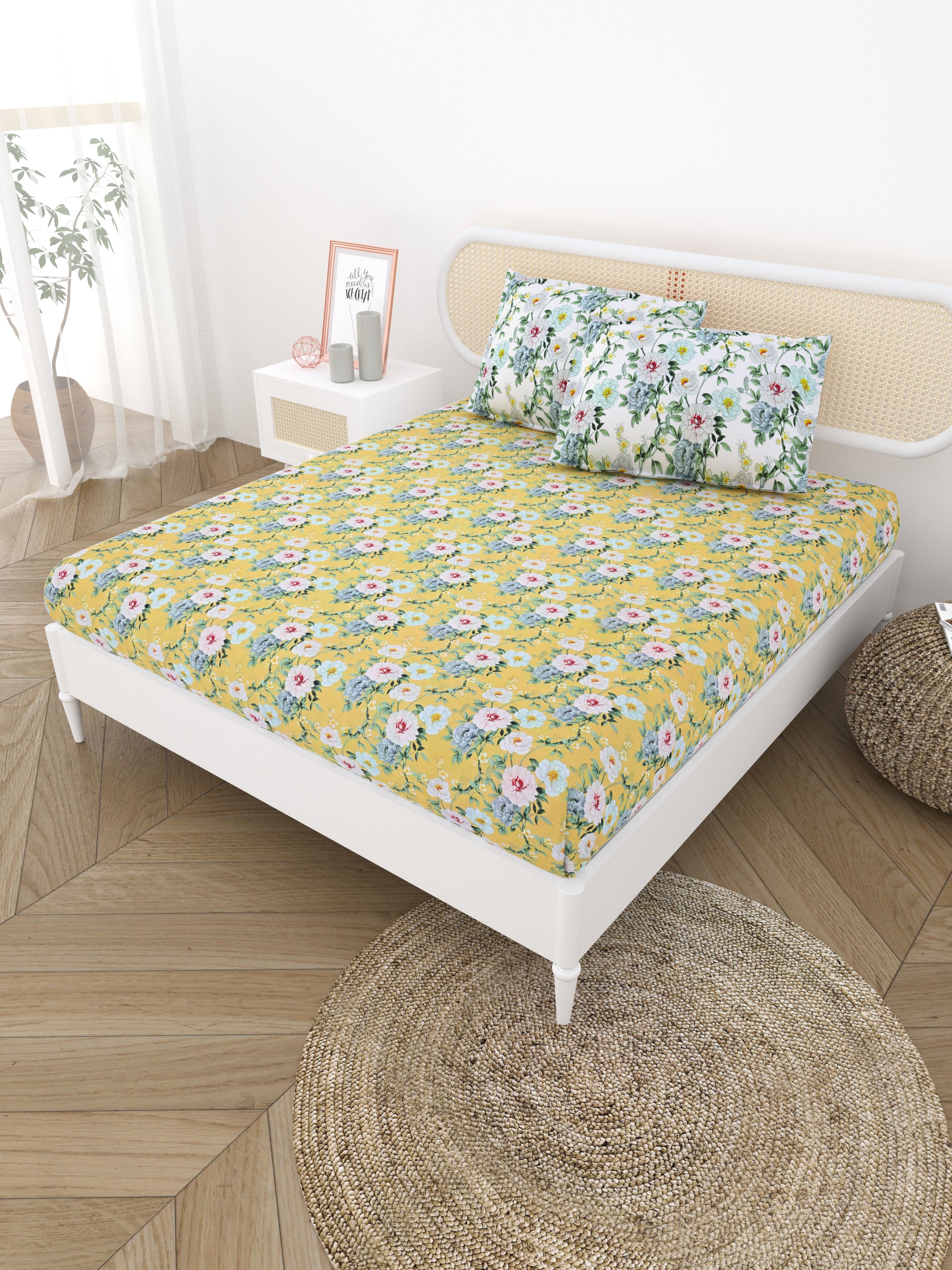 Double King Bedsheet with 2 Pillow Covers