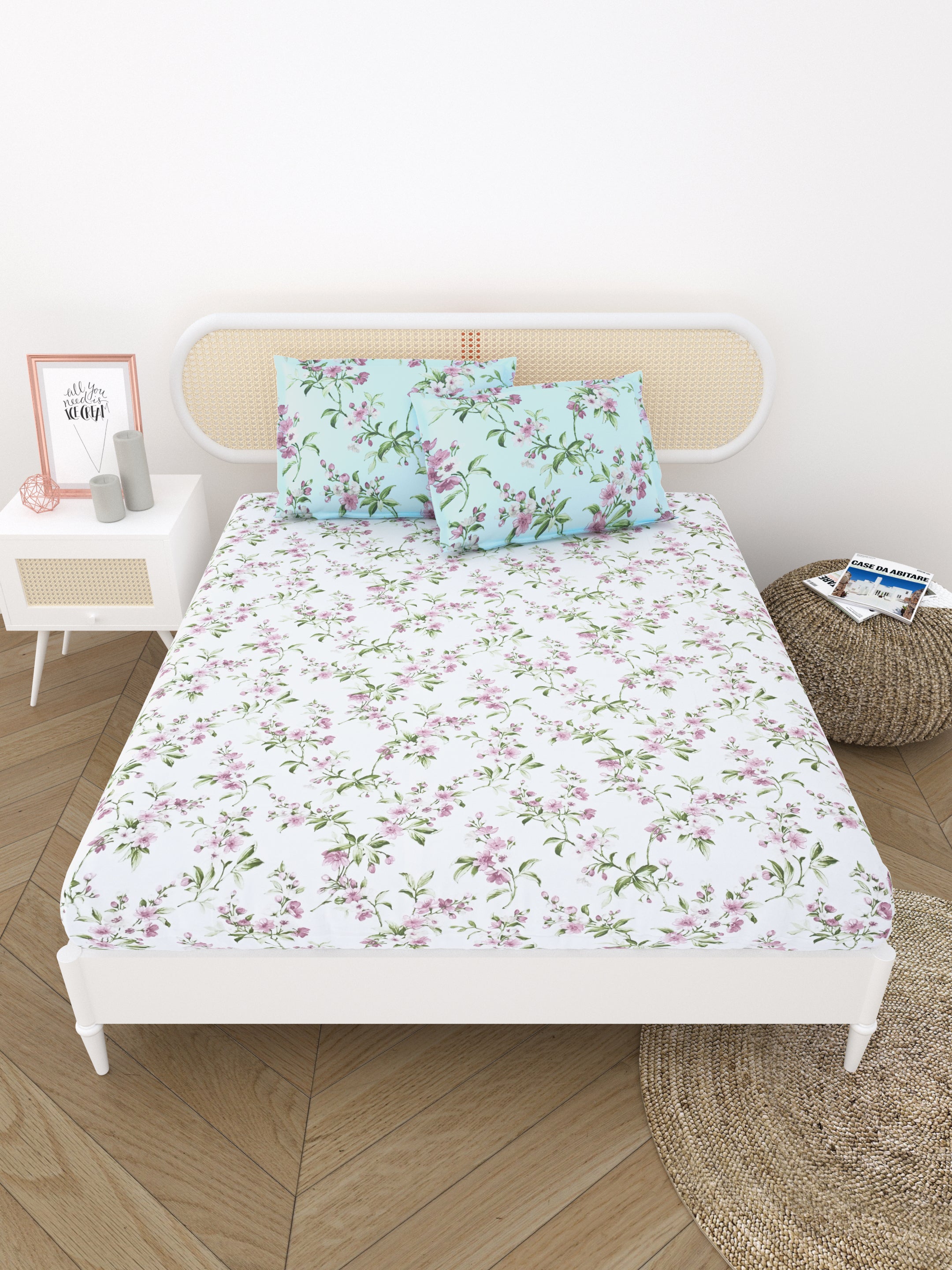 Double King Bedsheet with 2 Pillow Covers