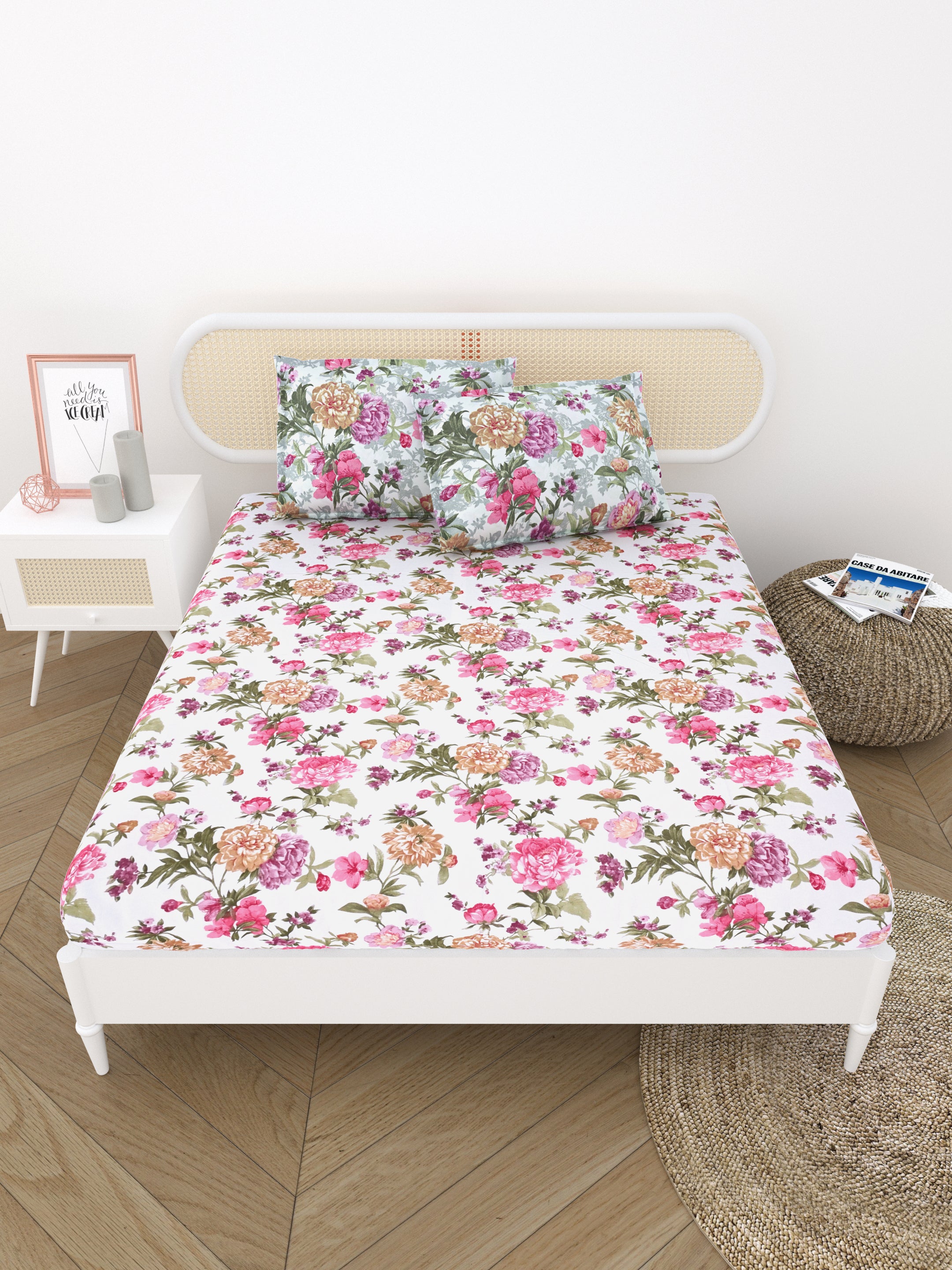 Double King Bedsheet with 2 Pillow Covers