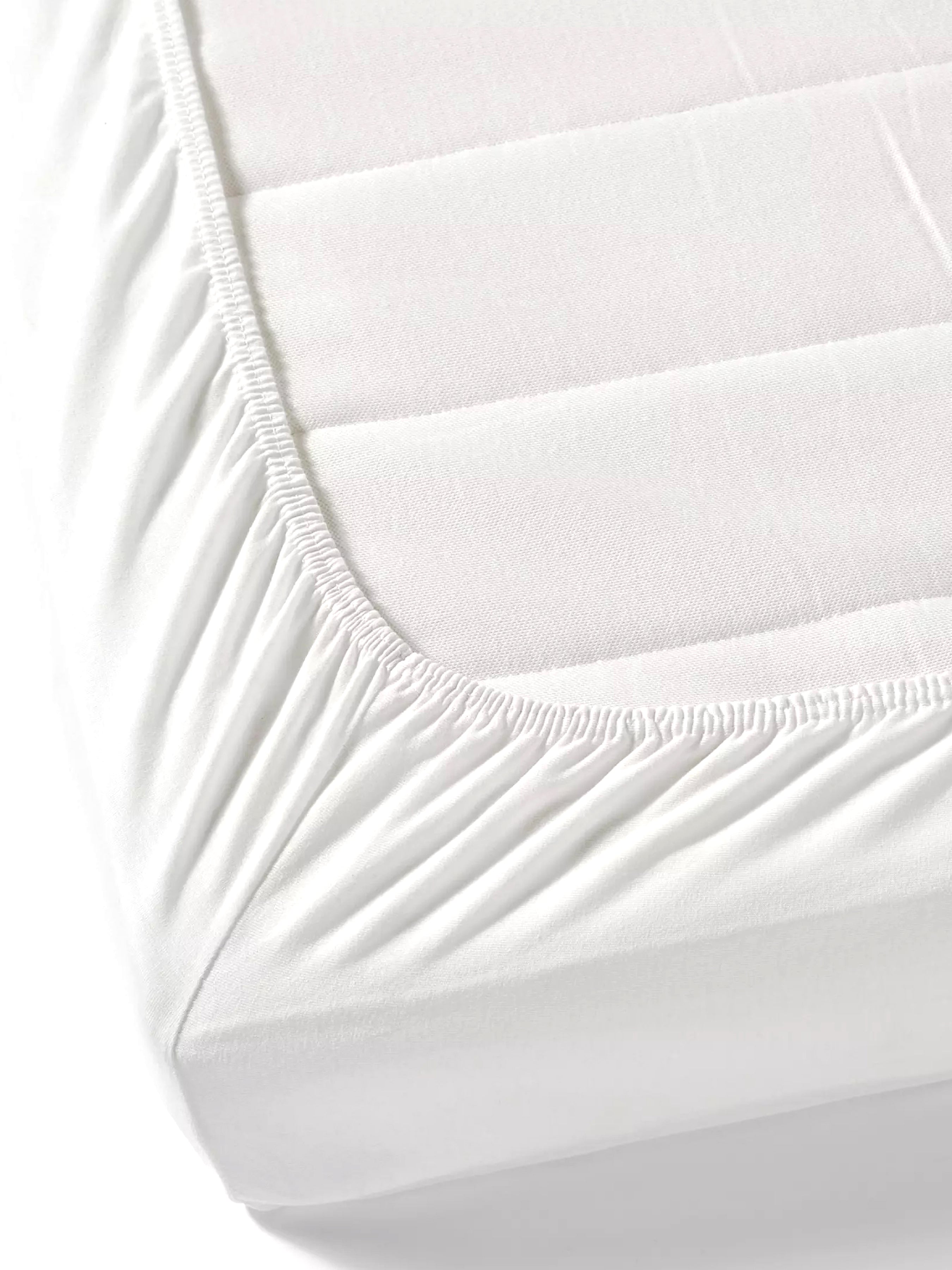 Premium Cotton Fitted Bedsheet (90x108 Inch) – Plain Design with 2 Printed Pillow Covers