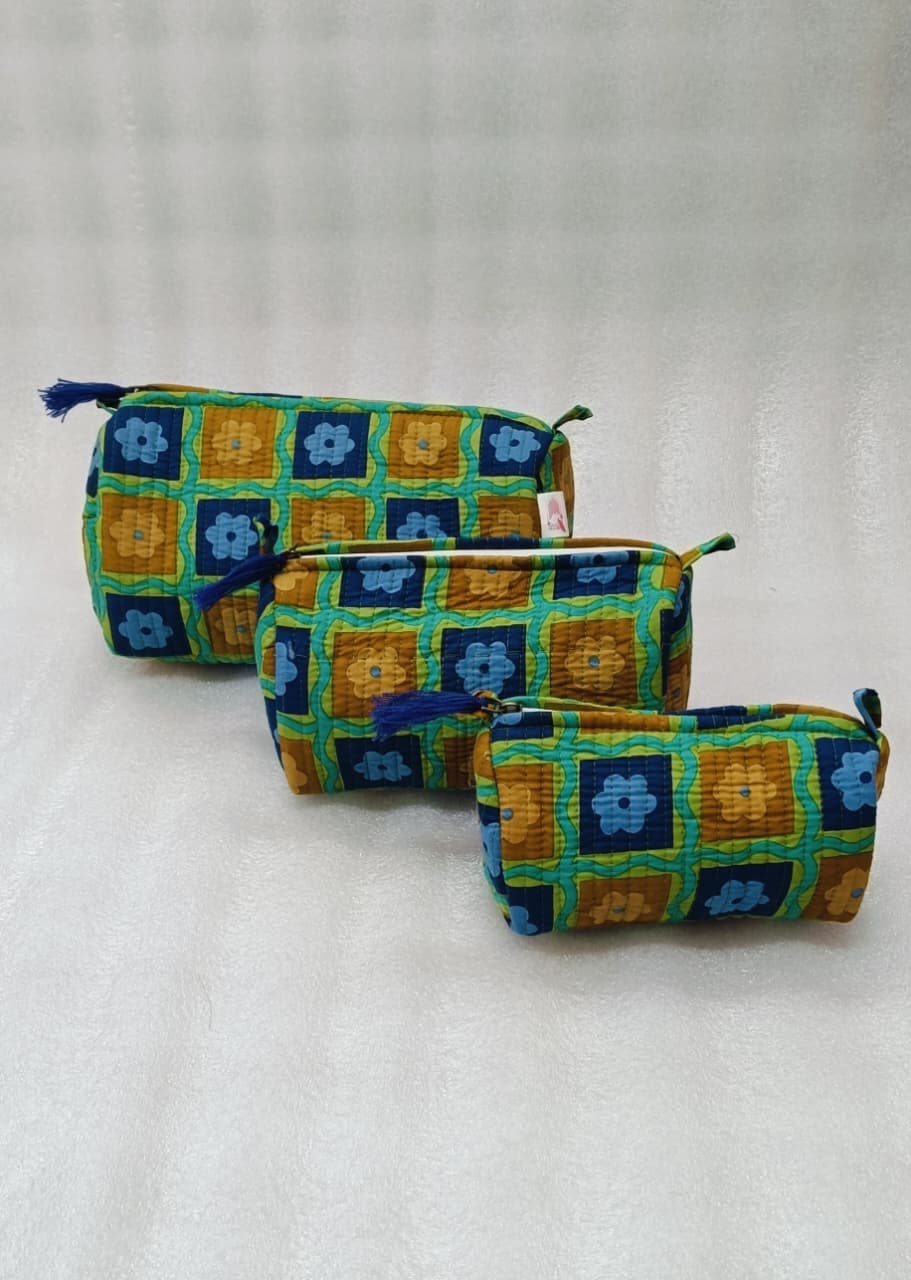 Set of 3 cosmetic bag/pouches with waterproof lining