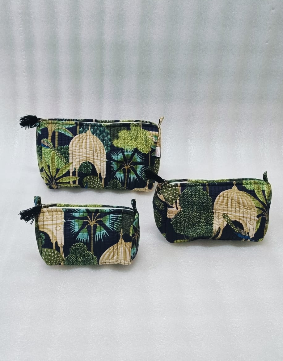 Set of 3 cosmetic bag/pouches with waterproof lining