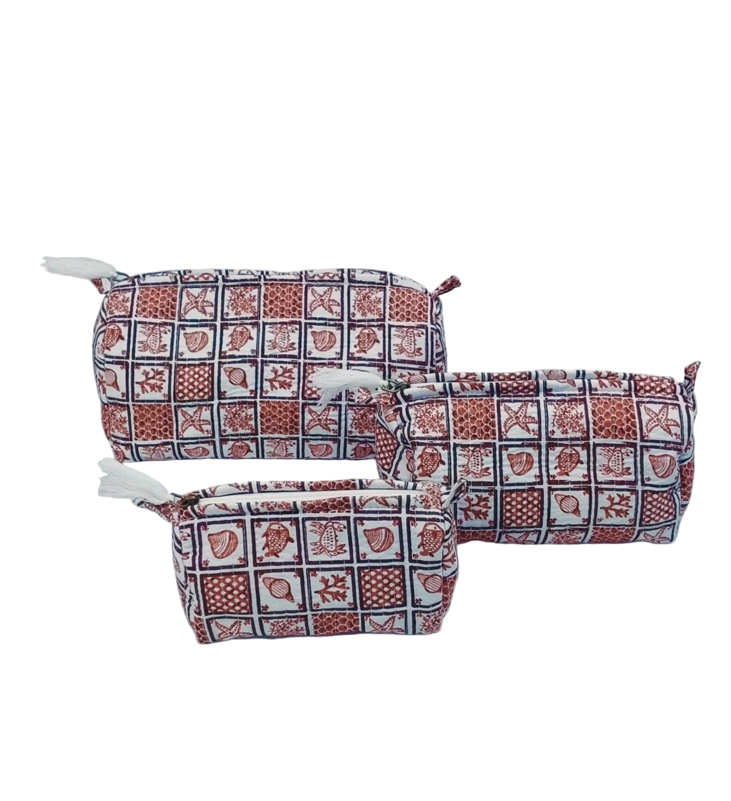 Set of 3 cosmetic bag/pouches with waterproof lining