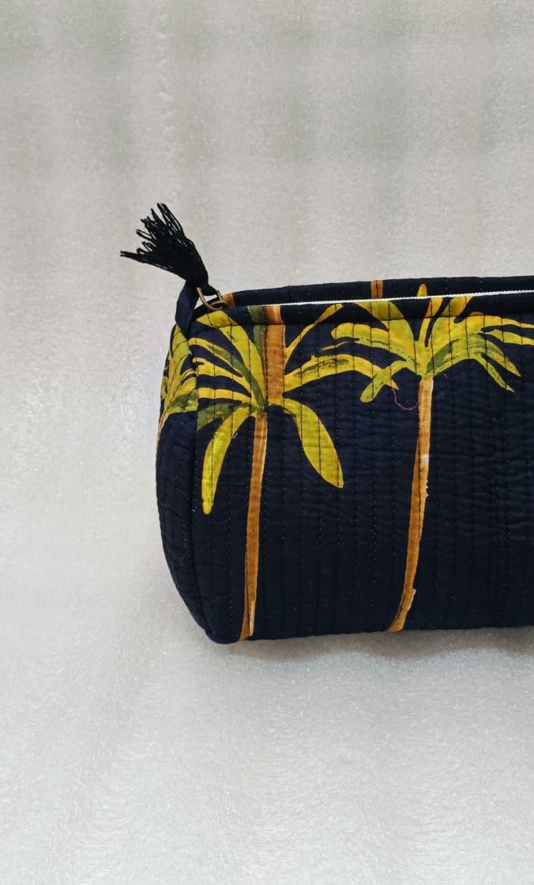 Set of 3 cosmetic bag/pouches with waterproof lining
