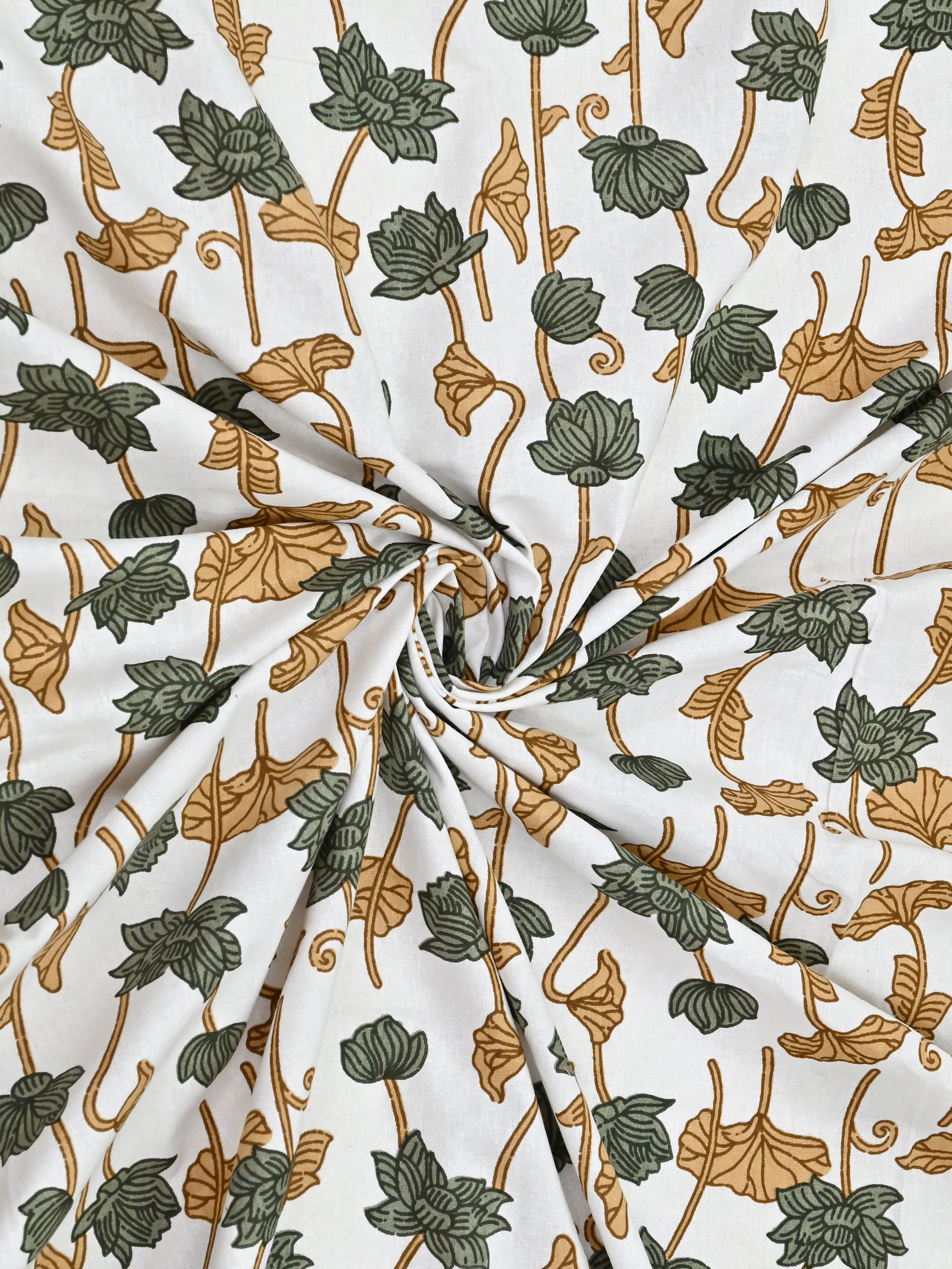 Floral Printed Bedding Set - 1 King Bedsheet, 1 Jaipuri Razai/Quilt, 2 Pillow Covers