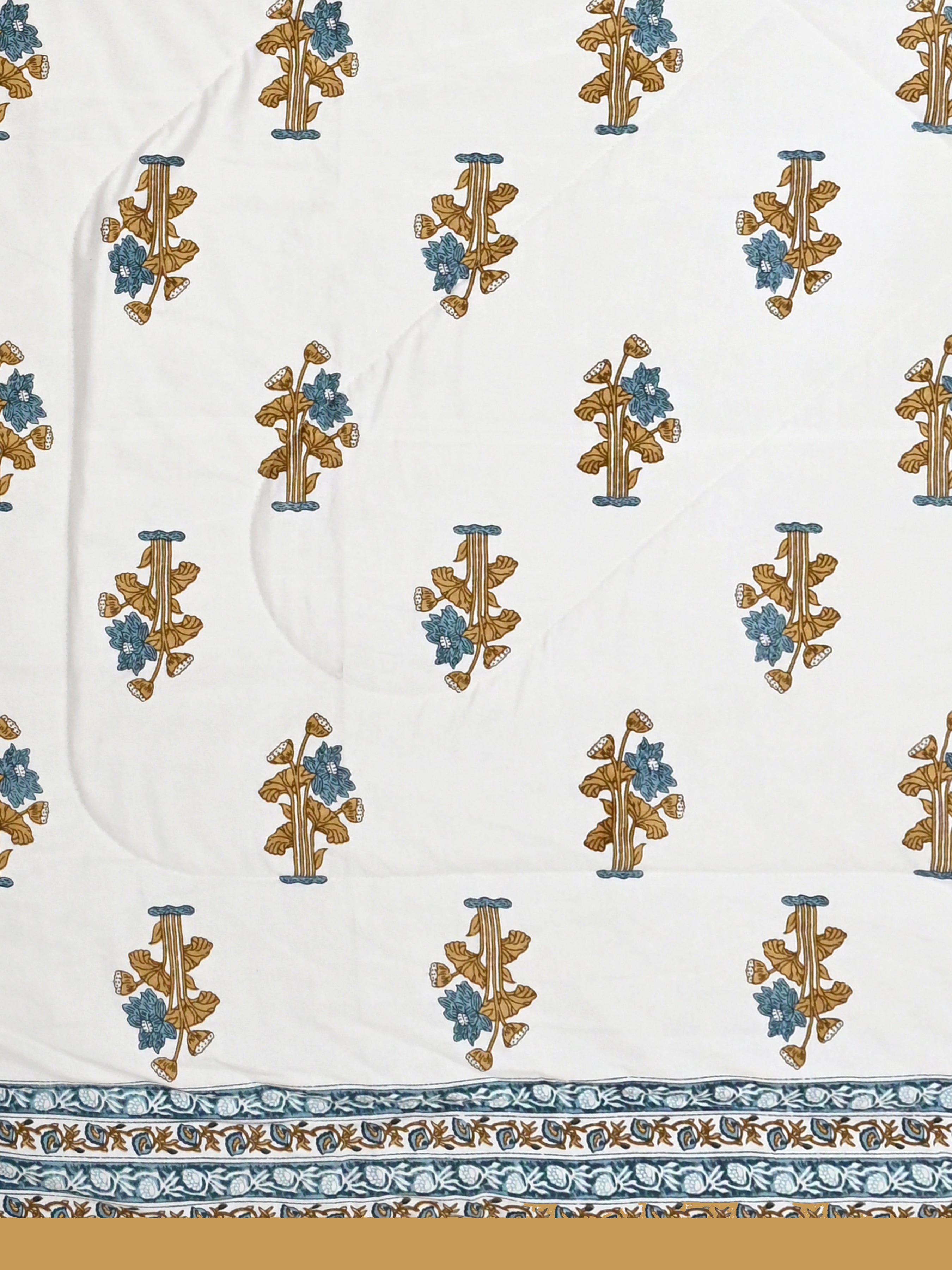 Floral Printed Bedding Set - 1 King Bedsheet, 1 Jaipuri Razai/Quilt, 2 Pillow Covers