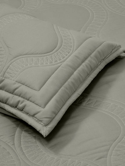 Cotton Quilted Reversible King Size Bedcover with 2 Pillow Covers