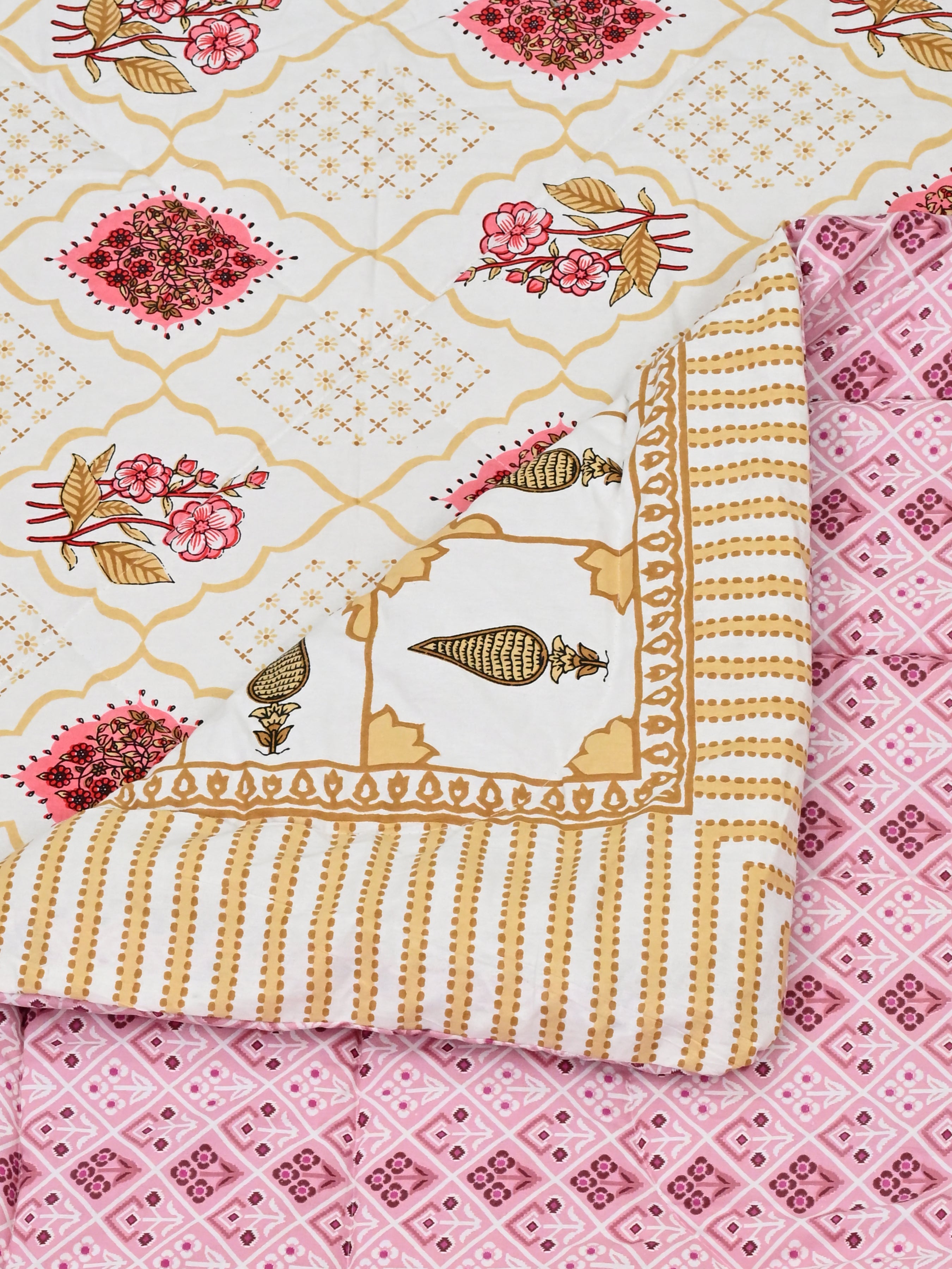 Floral Printed Bedding Set - 1 King Bedsheet, 1 Jaipuri Razai/Quilt, 2 Pillow Covers