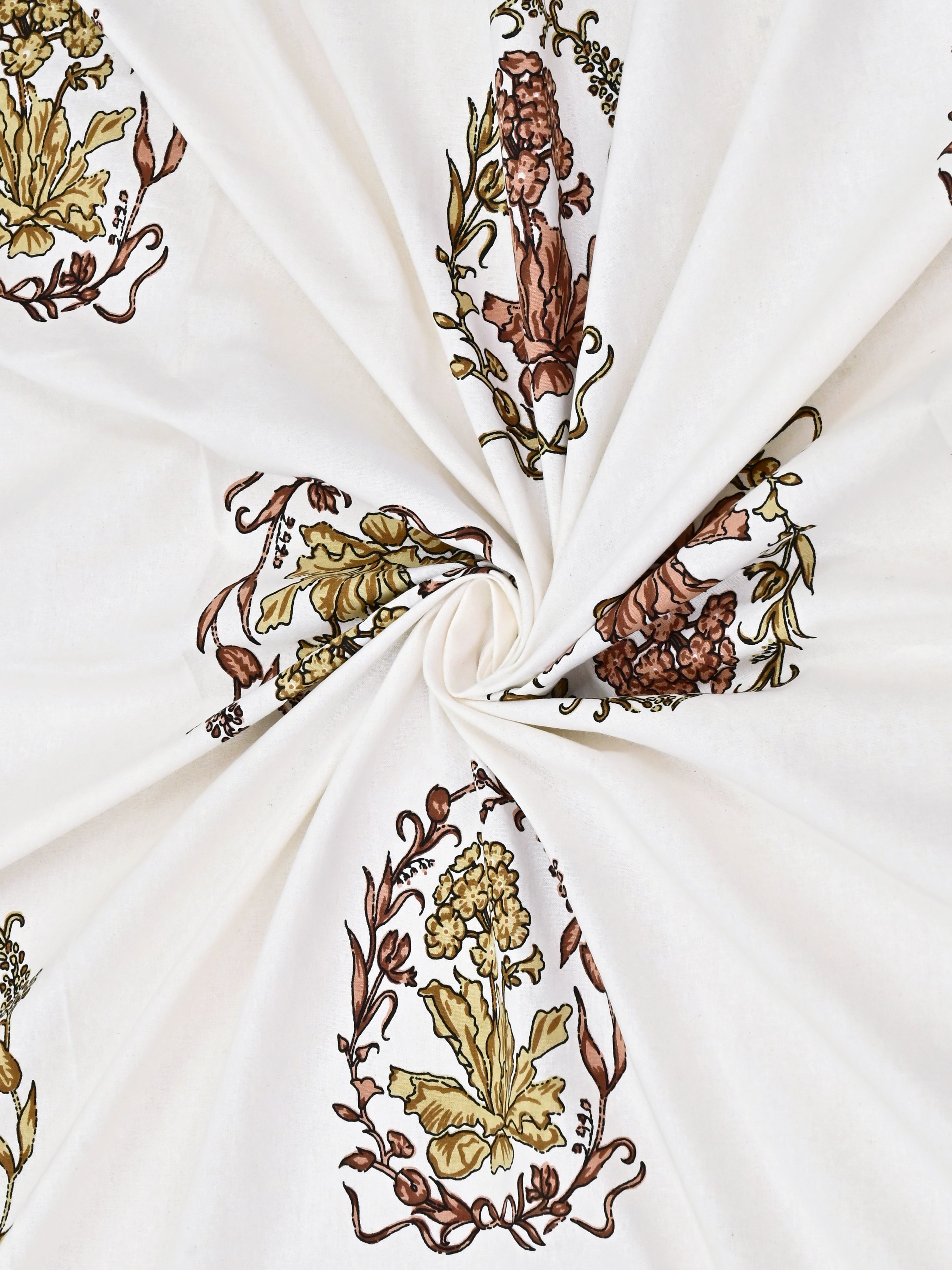 Floral Printed Bedding Set - 1 King Bedsheet, 1 Jaipuri Razai/Quilt, 2 Pillow Covers