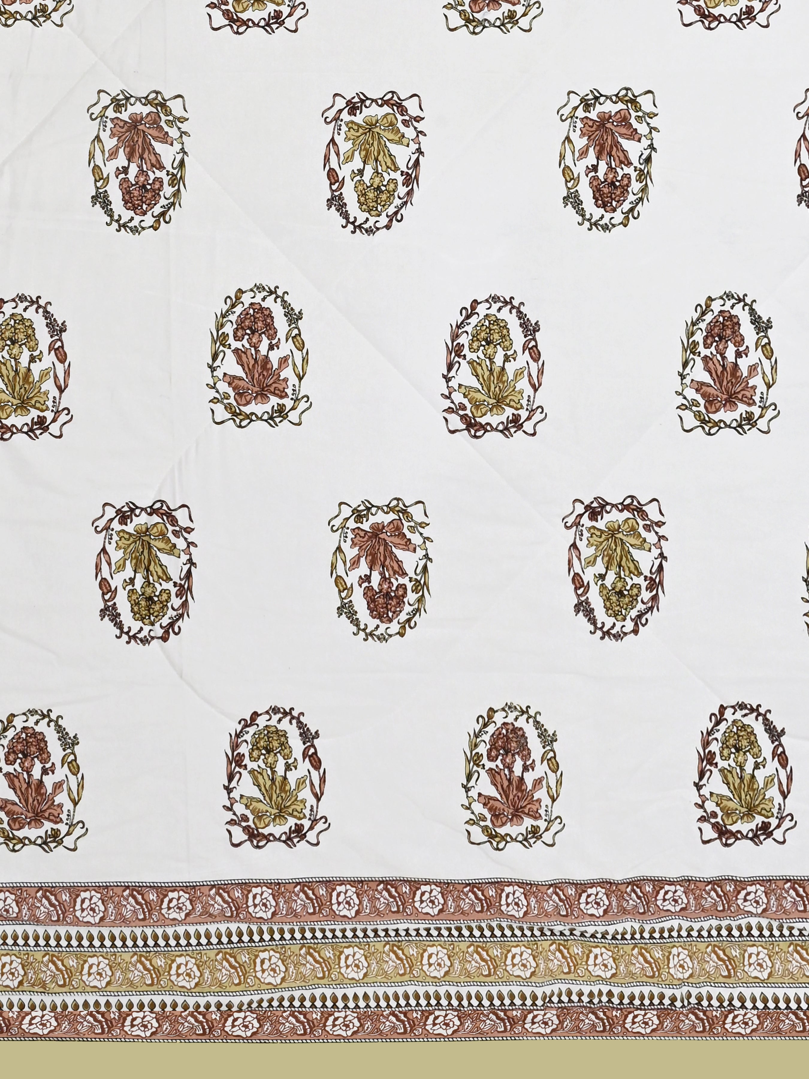 Floral Printed Bedding Set - 1 King Bedsheet, 1 Jaipuri Razai/Quilt, 2 Pillow Covers