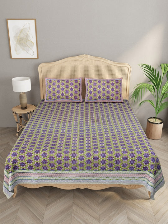 Double King Bedsheet with 2 Pillow Covers-3