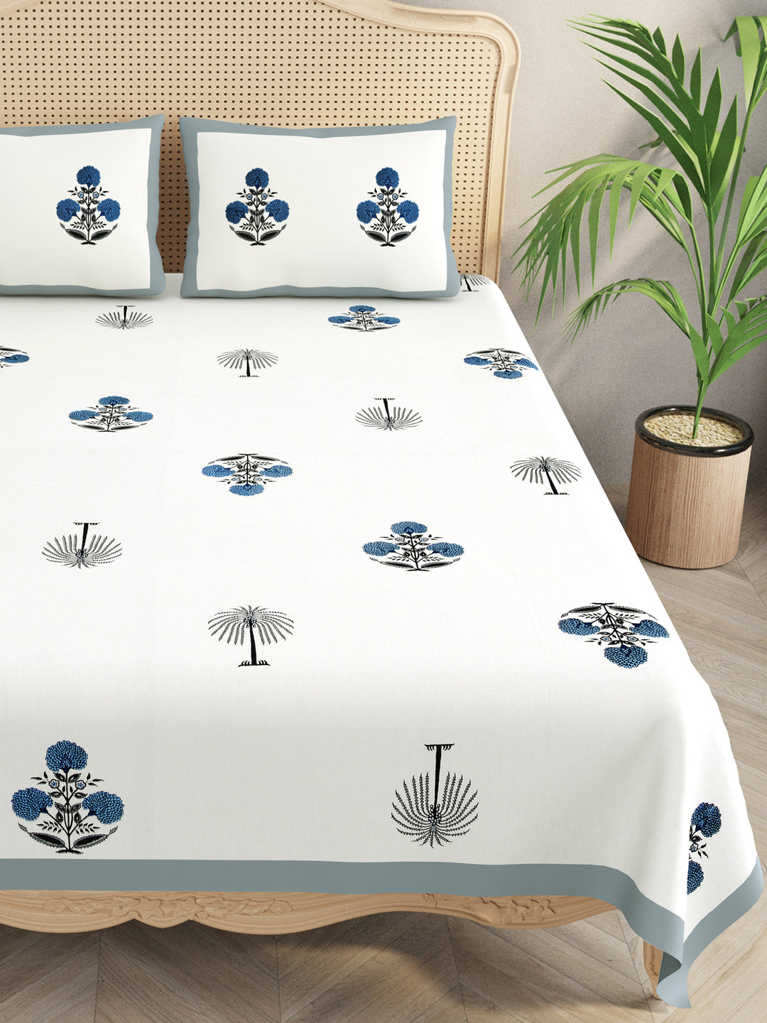 Double King Bedsheet with 2 Pillow Covers