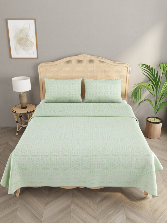 Applique cut work cotton  Bedcover with 2 Pillow Covers