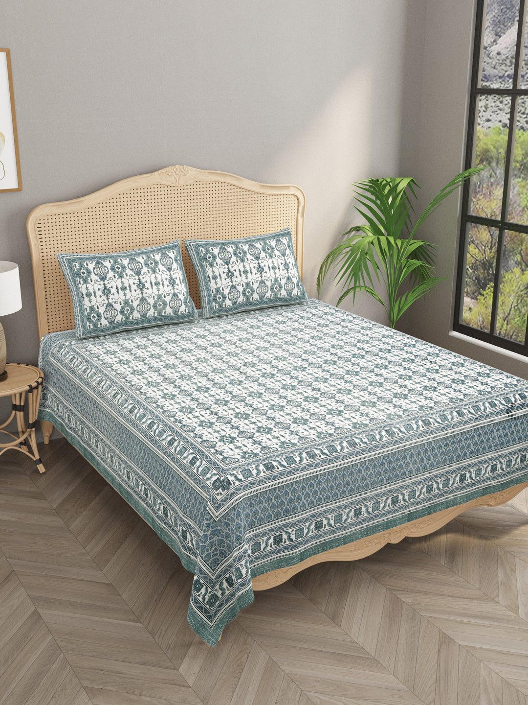 Diwali Gift Box – Premium Super King Cotton Bedsheet, 2 Rakhi & 6 Beaded Coasters