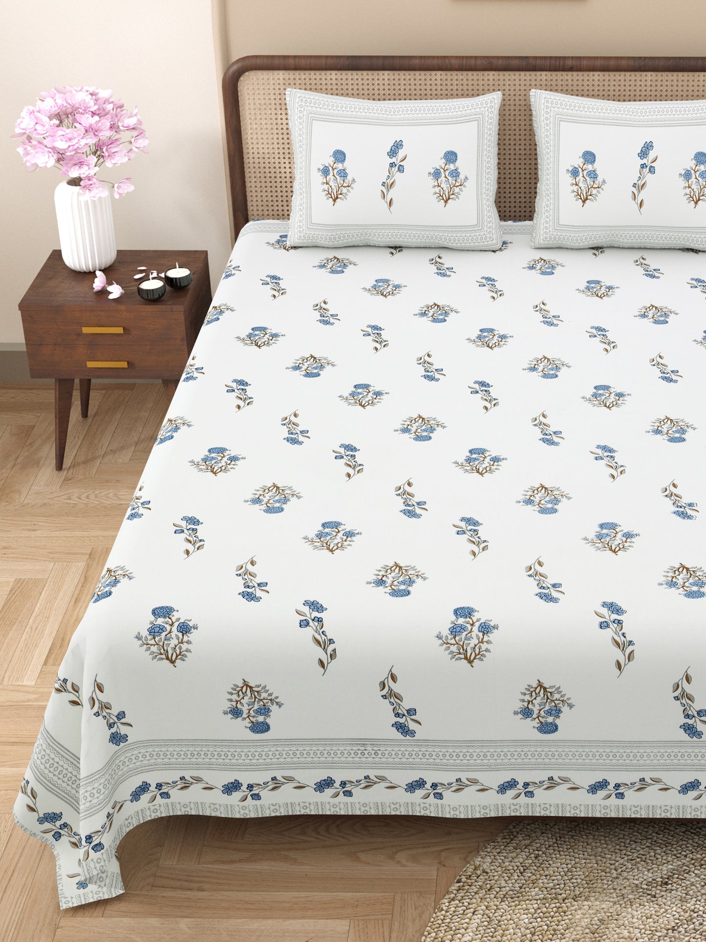 Floral Print Cotton Double King Bedsheet with 2 Pillow Covers