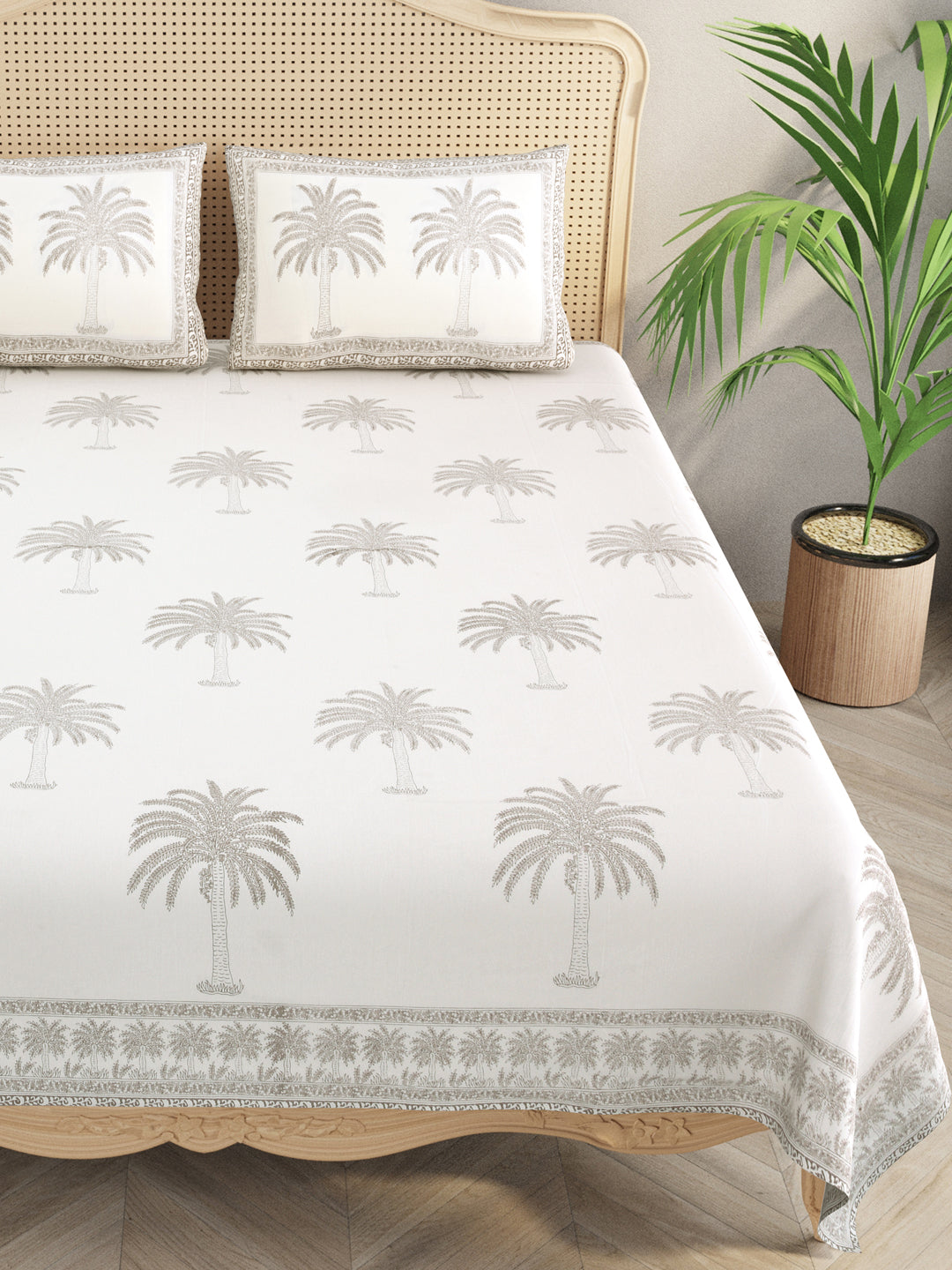 Handblock Print Super King Bedsheet in Extra Soft Percale Cotton with 2 Pillow covers