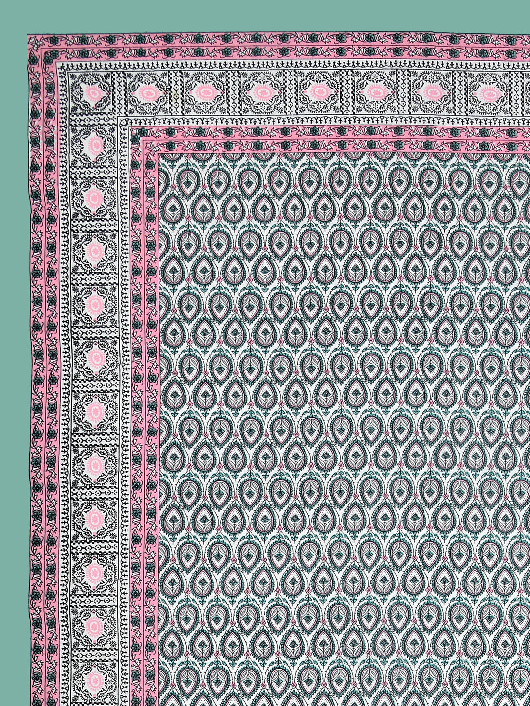 Floral Print Cotton Double King Bedsheet with 2 Pillow Covers