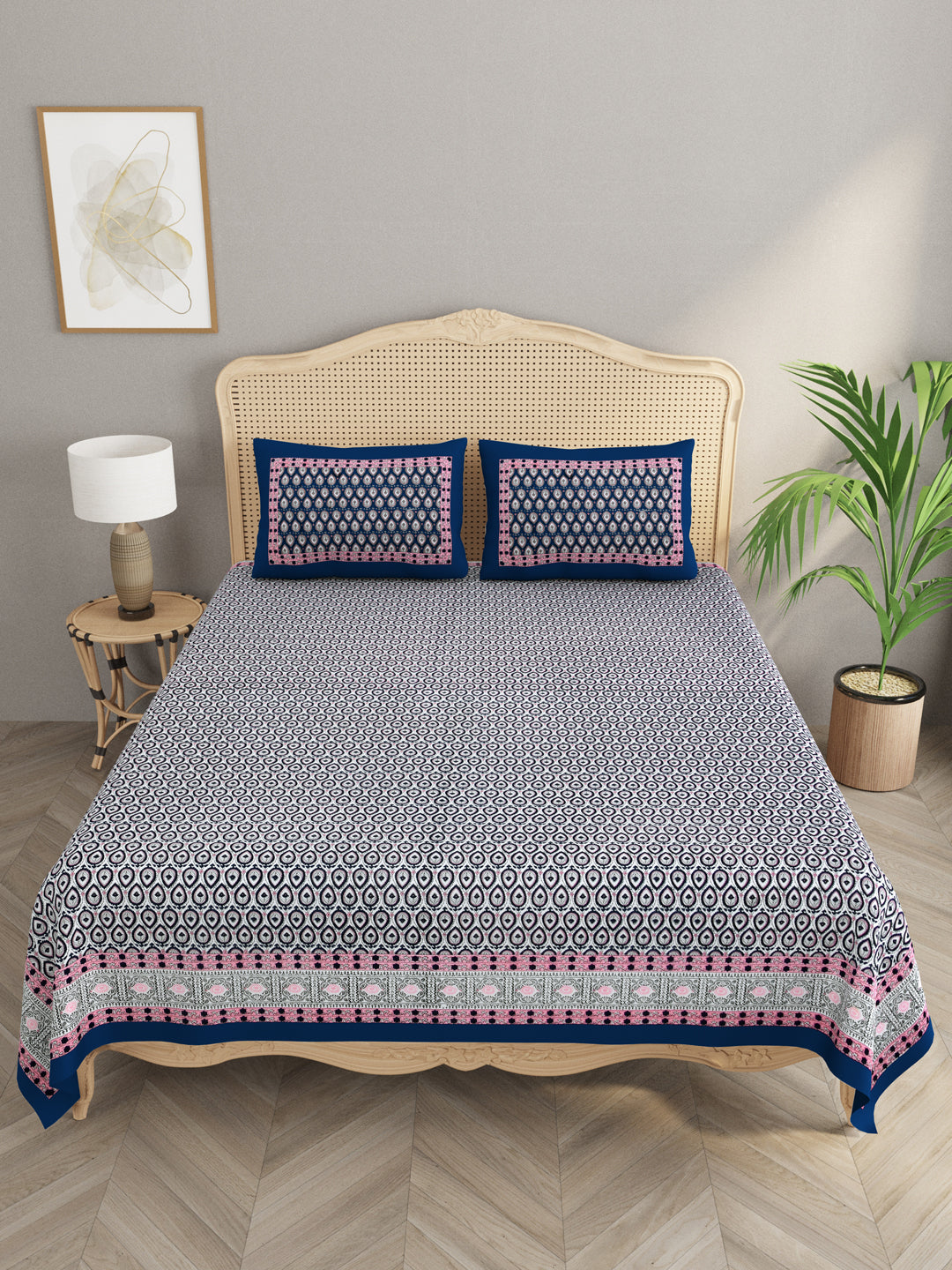 Floral Print Cotton Double King Bedsheet with 2 Pillow Covers
