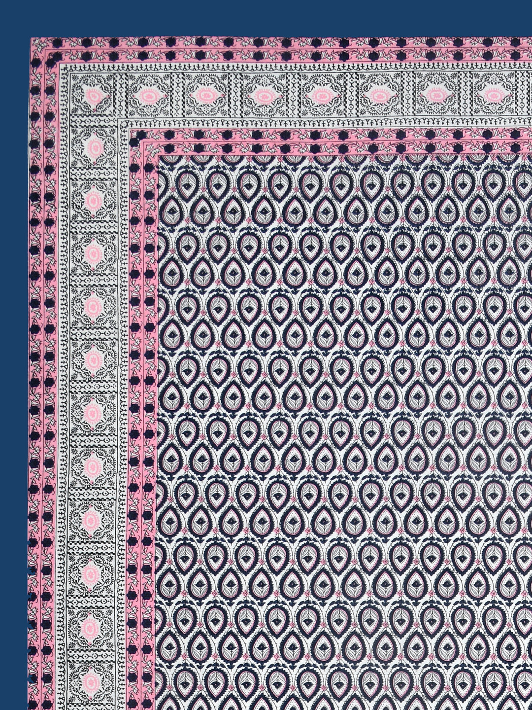 Floral Print Cotton Double King Bedsheet with 2 Pillow Covers