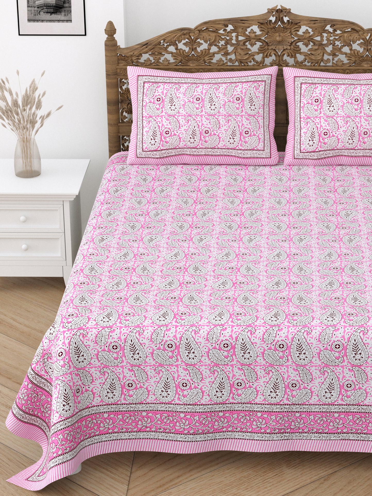 Floral Print Cotton Double King Bedsheet with 2 Pillow Covers