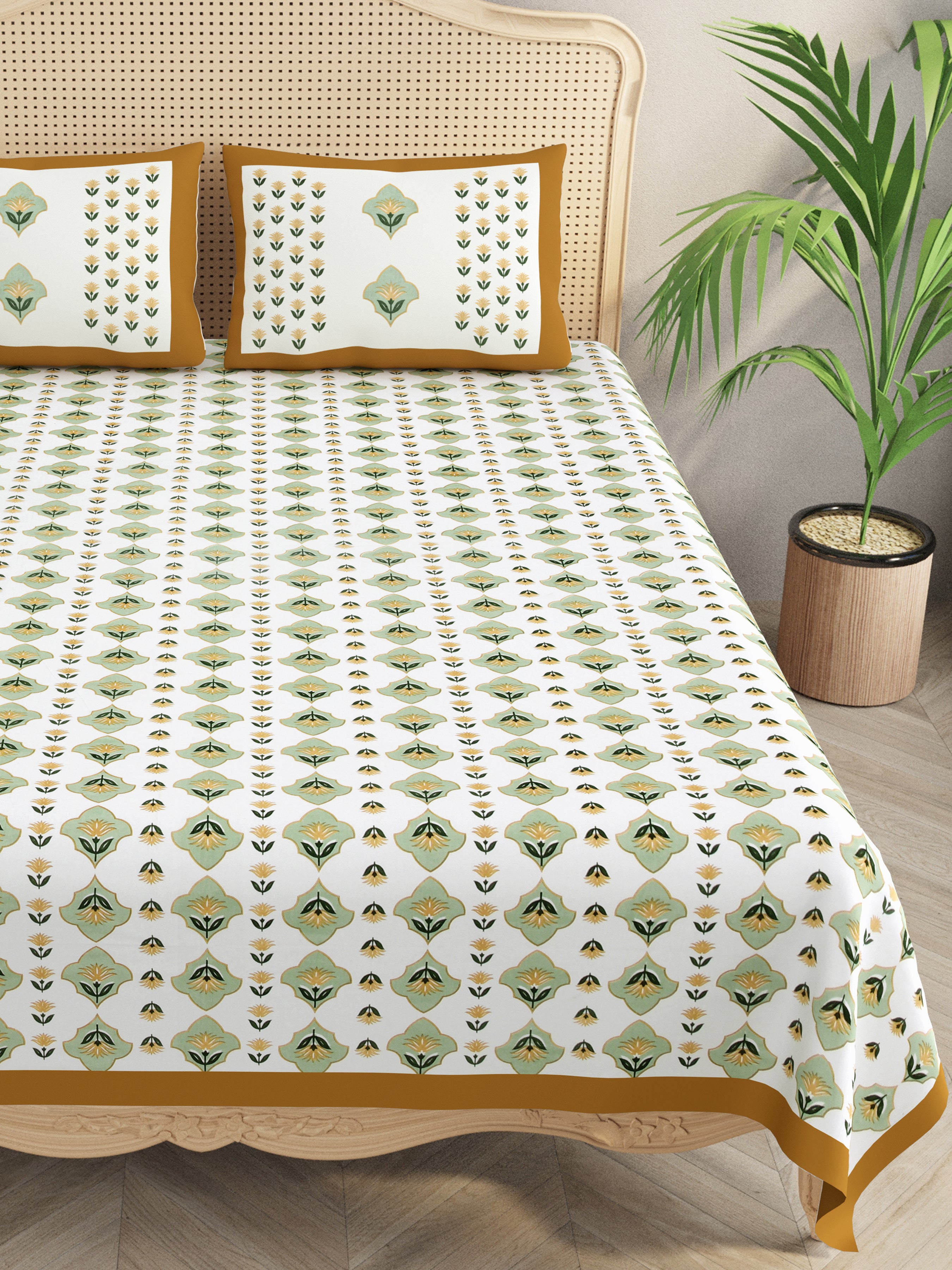 Floral Print Cotton Double King Bedsheet with 2 Pillow Covers