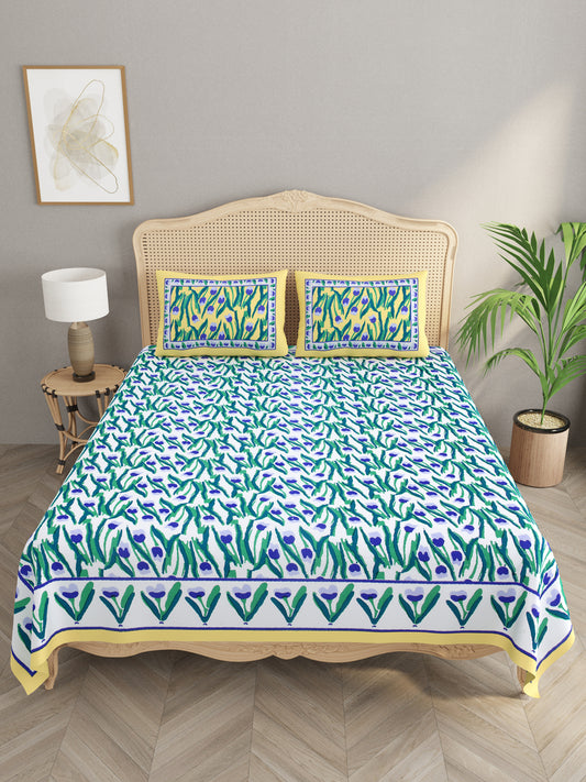 Floral Print Cotton Double King Bedsheet with 2 Pillow Covers