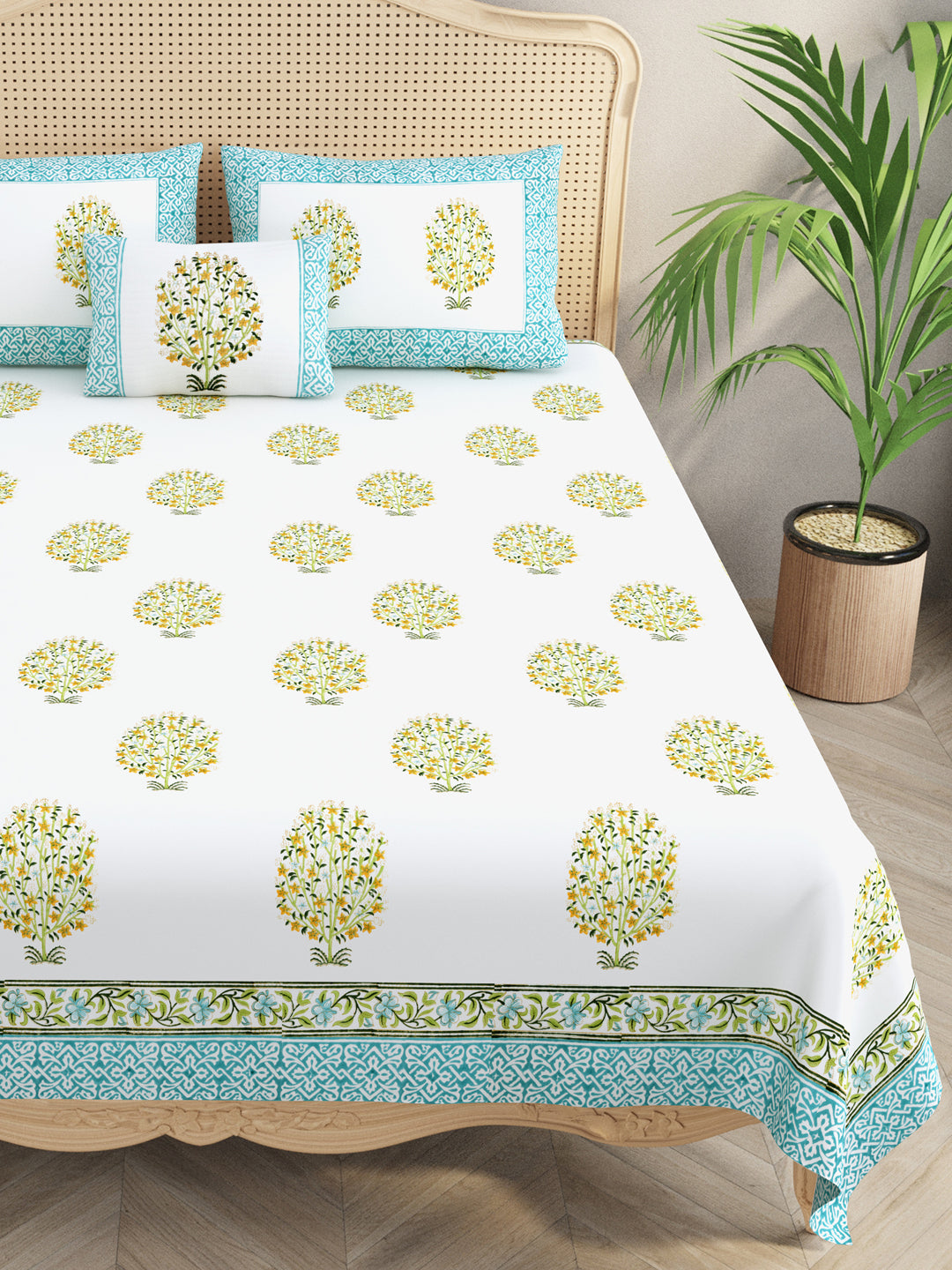 Extra Soft Percale Cotton Super King Handblock Print Bedsheet with 2 Pillow Covers + 1 Sham Pillow Cover