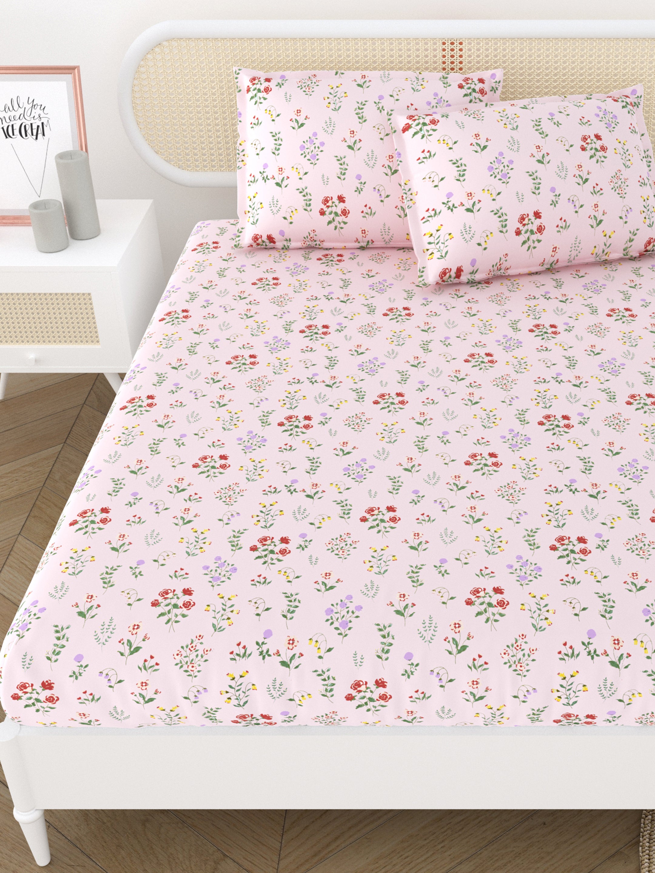 Diwali Value Gift Box | 1 Double Bedsheet & 2 Wall Hangings