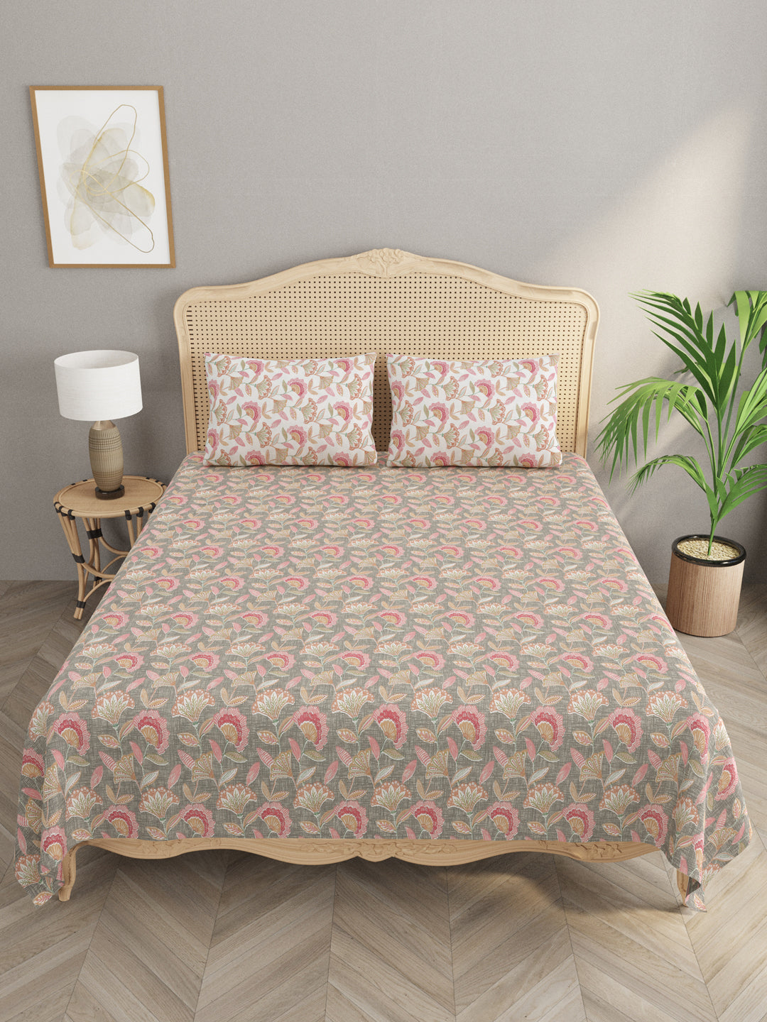 Floral Print Cotton Super King Bedsheet with 2 Reversible Pillow Covers