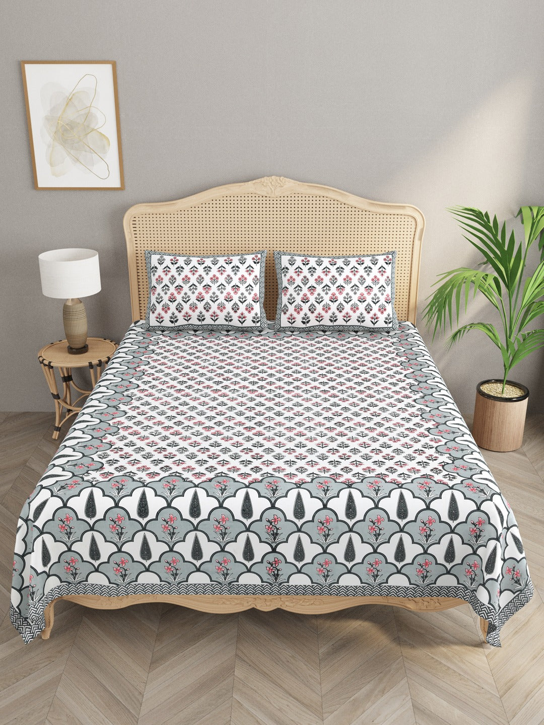 Floral Print Cotton Double King Bedsheet with 2 Pillow Covers