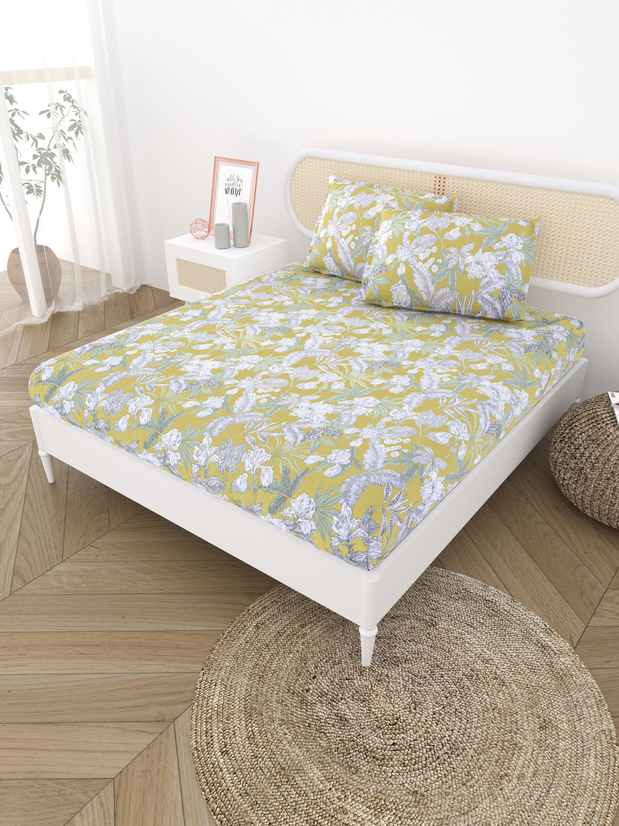 Diwali Value Gift Box | 1 Double Bedsheet & 2 Wall Hangings