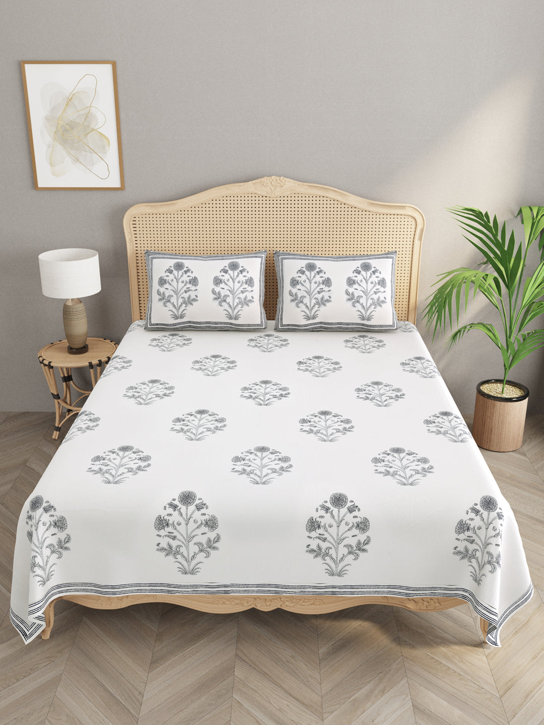 Handblock Print Super King Bedsheet in Extra Soft Percale Cotton with 2 Pillow covers