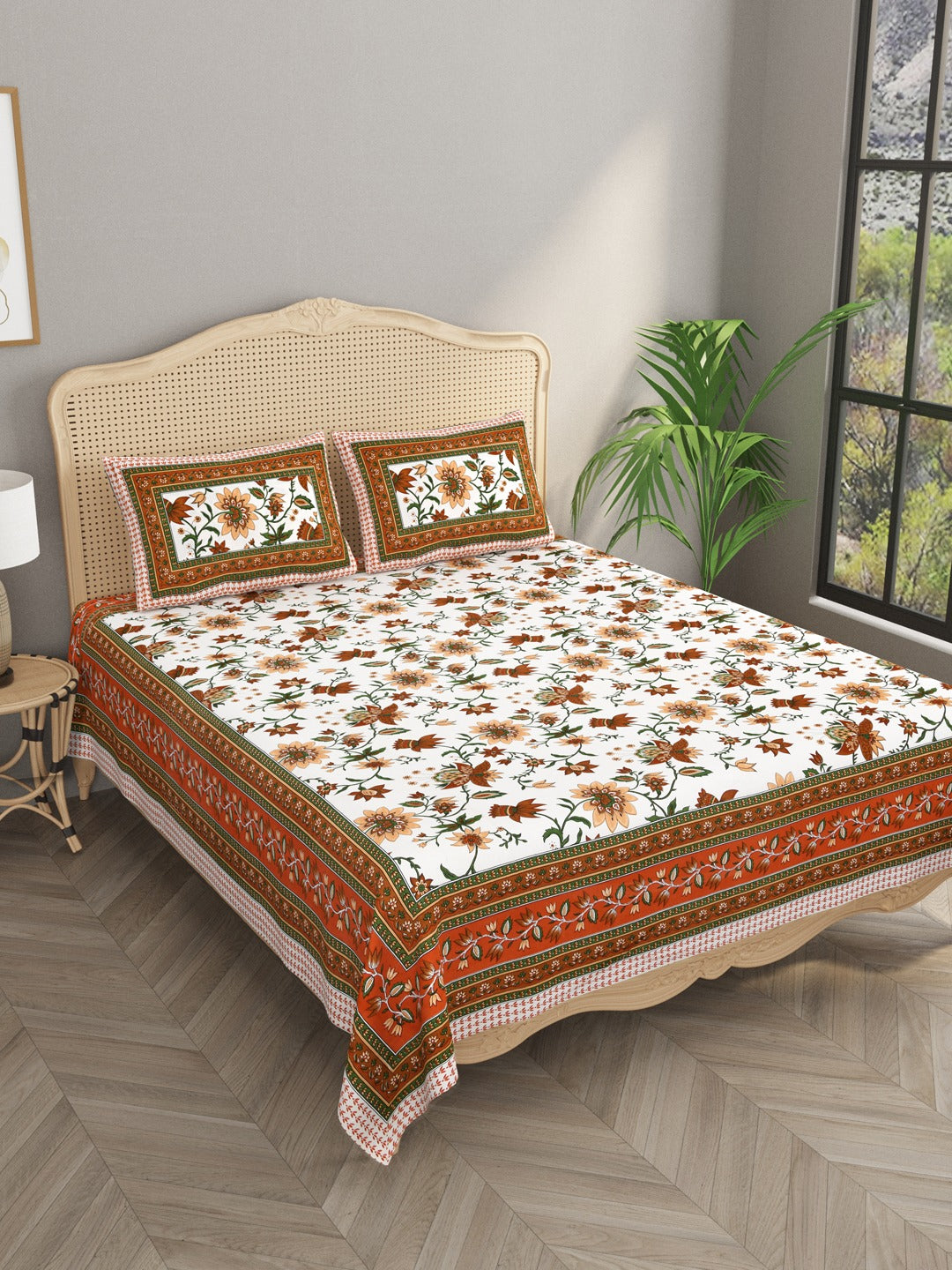 Floral Print Double King Bedsheet with 2 Pillow Covers