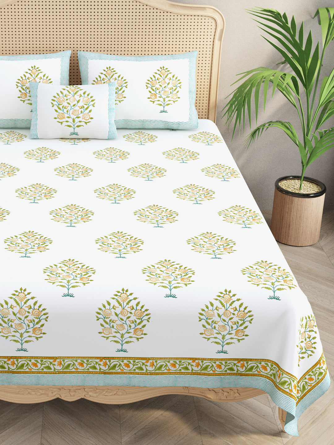 Extra Soft Percale Cotton Super King Handblock Print Bedsheet with 2 Pillow Covers + 1 Sham Pillow Cover