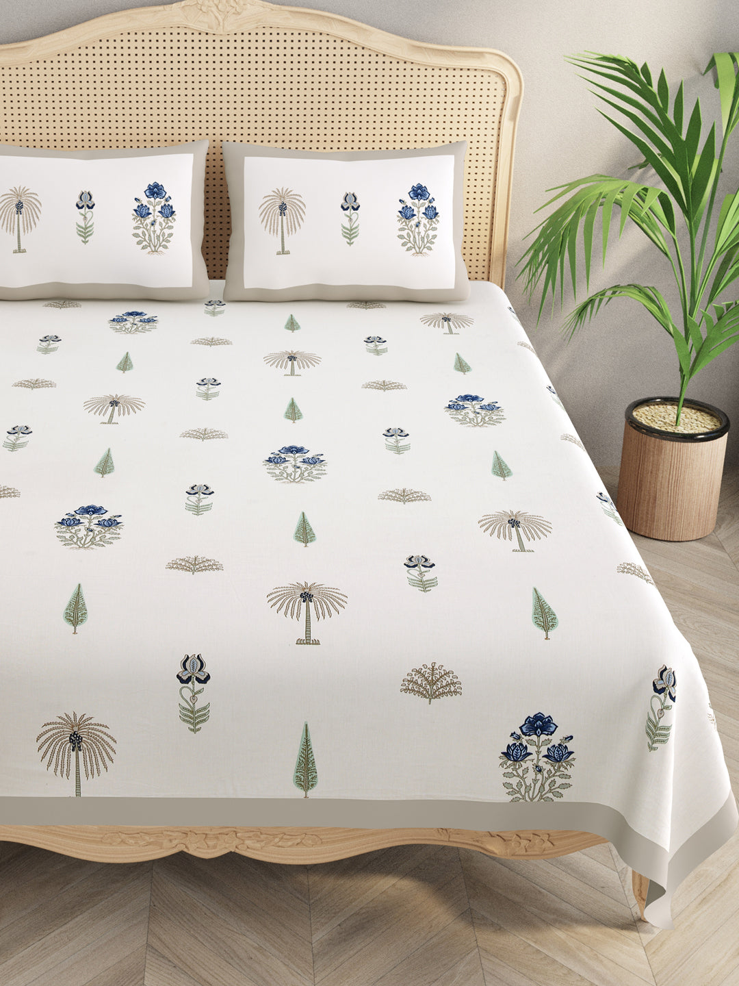 Extra Soft Percale Cotton Double King Floral Print Bedsheet with 2 Pillow Covers