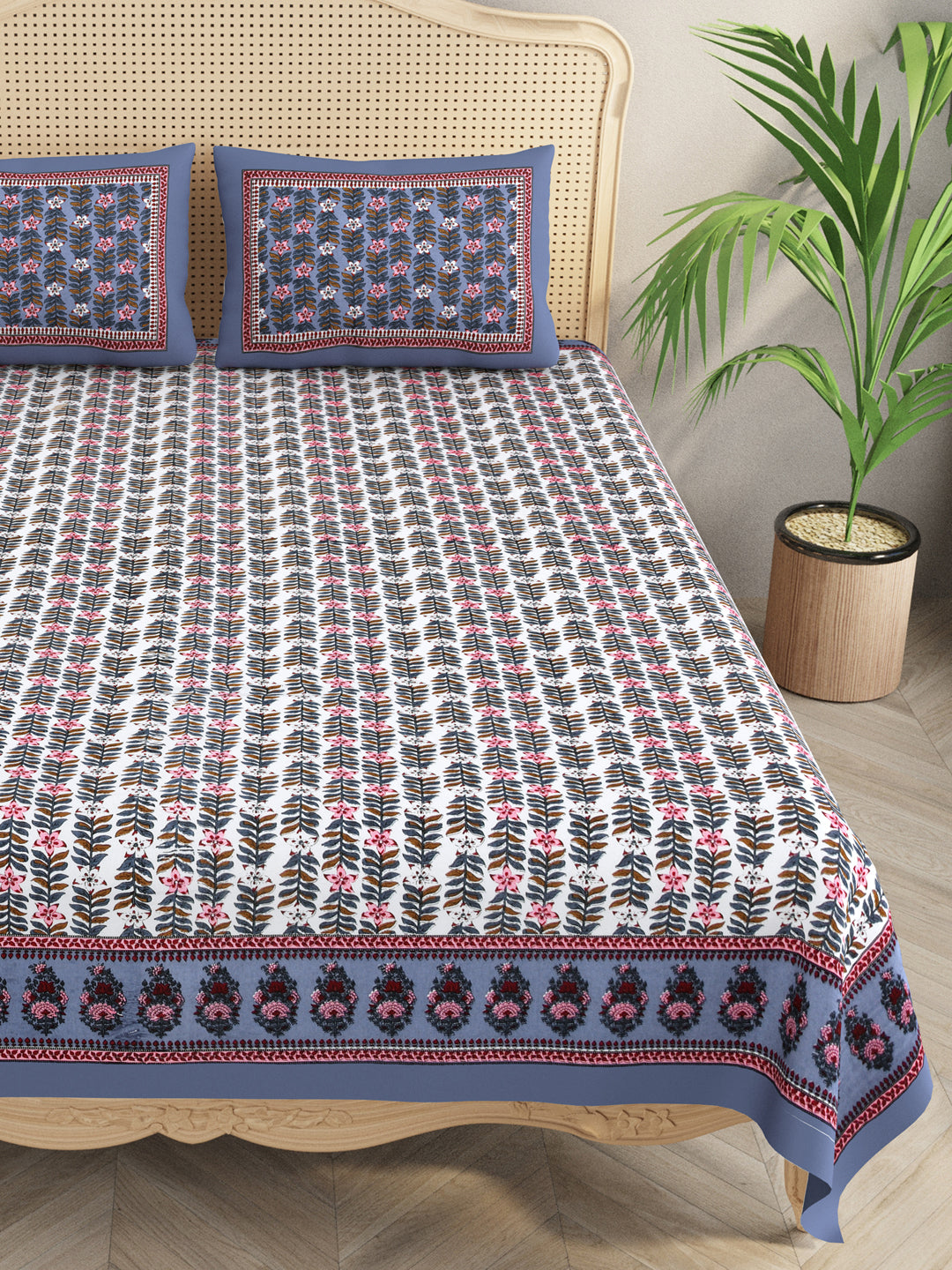 Floral Print Cotton Double King Bedsheet with 2 Pillow Covers