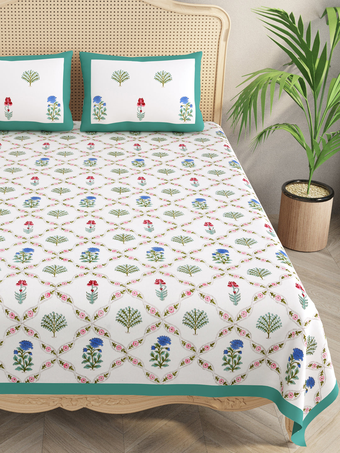 Cotton Super King Handblock Print Bedsheet with 2 Pillow Covers