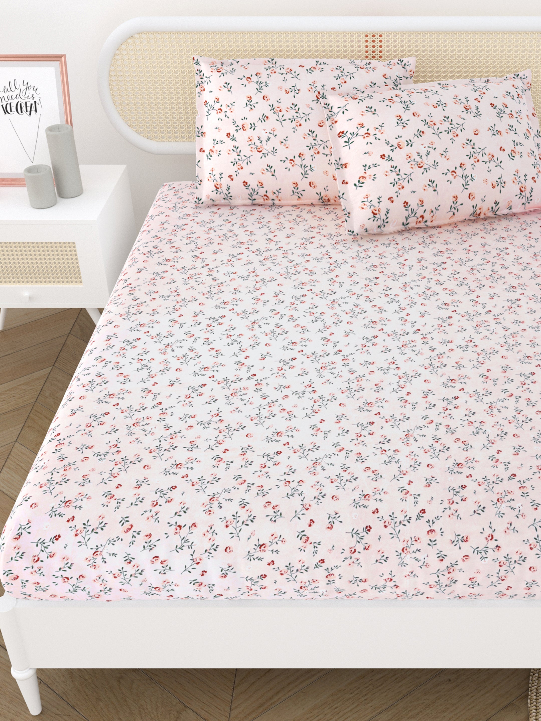 Diwali Value Gift Box | 1 Double Bedsheet & 2 Wall Hangings