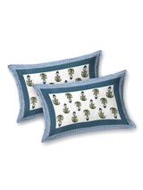 Diwali Gift Box | 1 Double Bedsheet, 1 Pair Door Hanging, 1 Metal Urli, 2 Laddoo Candles