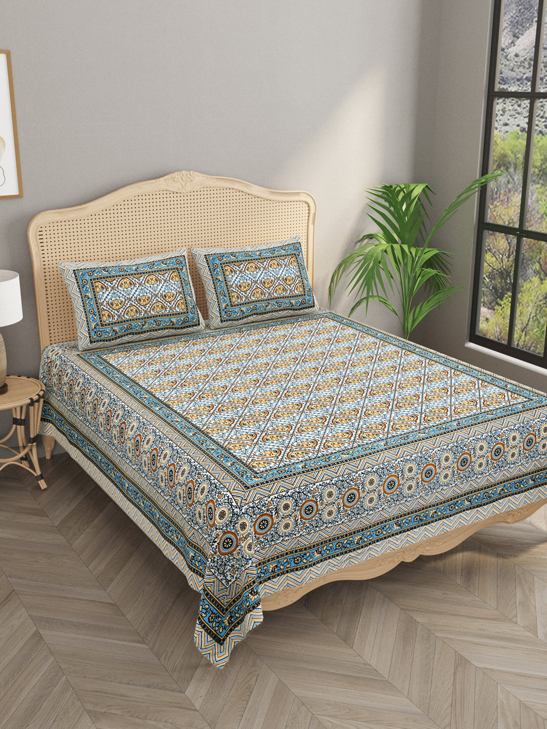 Double King Bedsheet with 2 Pillow Covers