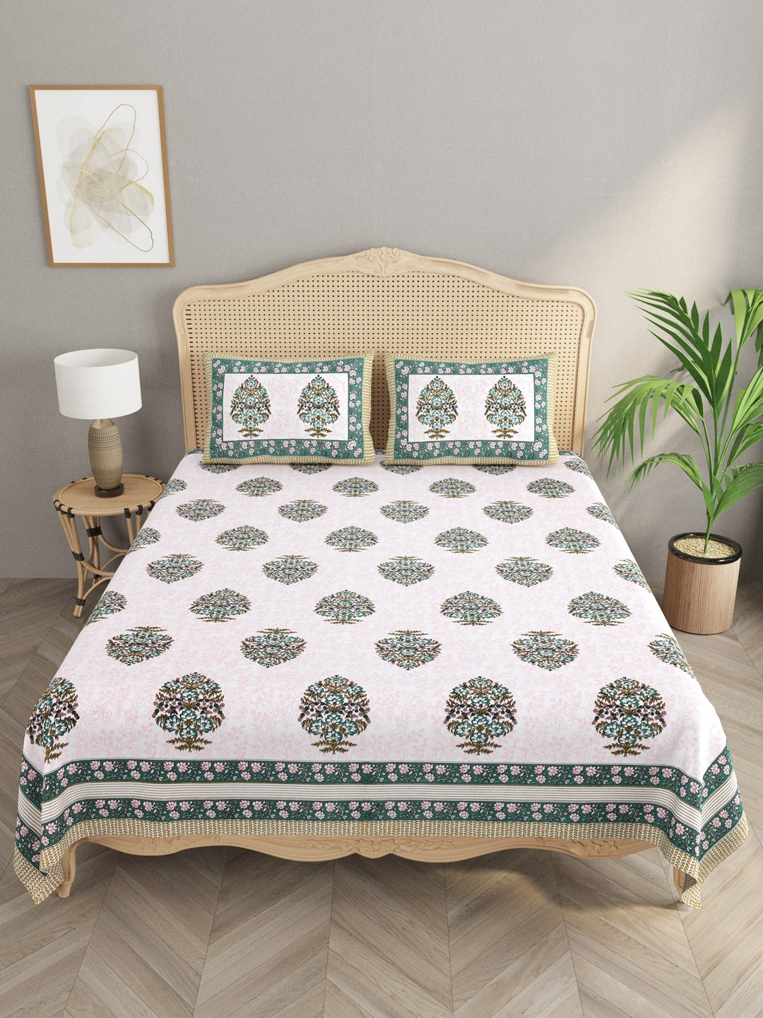 Floral Print Cotton Double King Bedsheet with 2 Pillow Covers