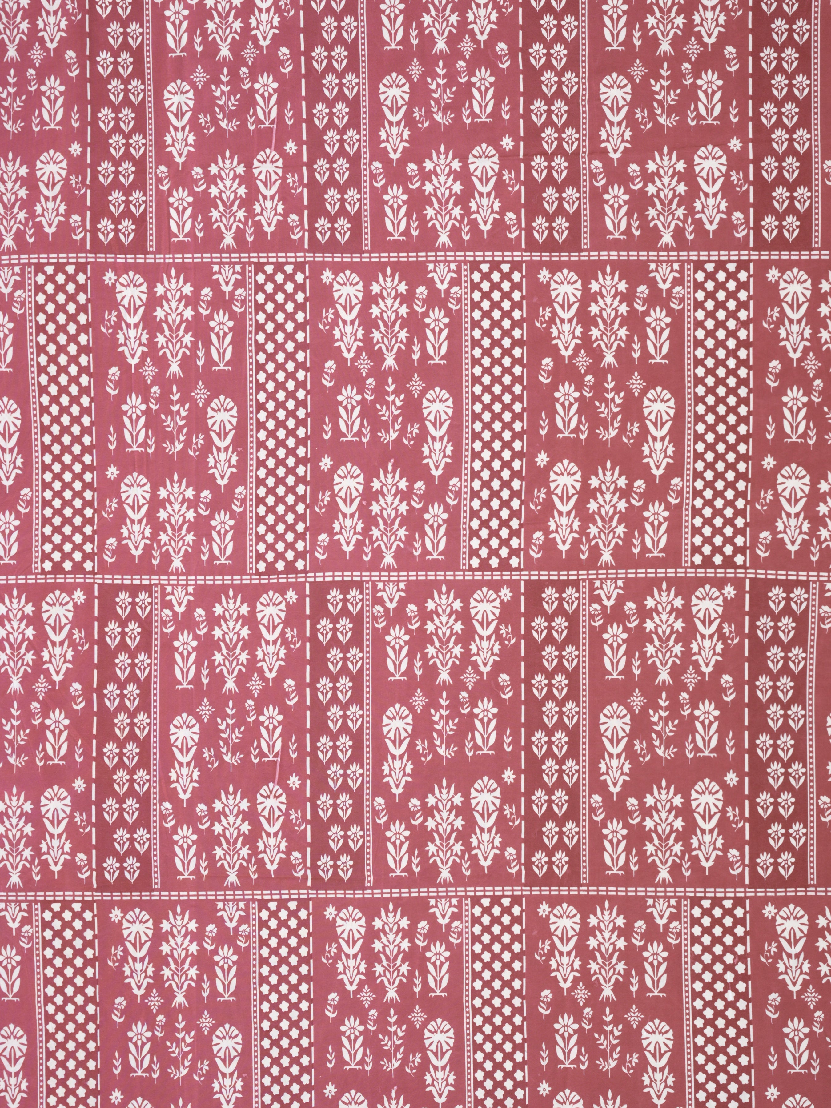 Diwali Value Gift Box | 1 Double Bedsheet & 2 Wall Hangings