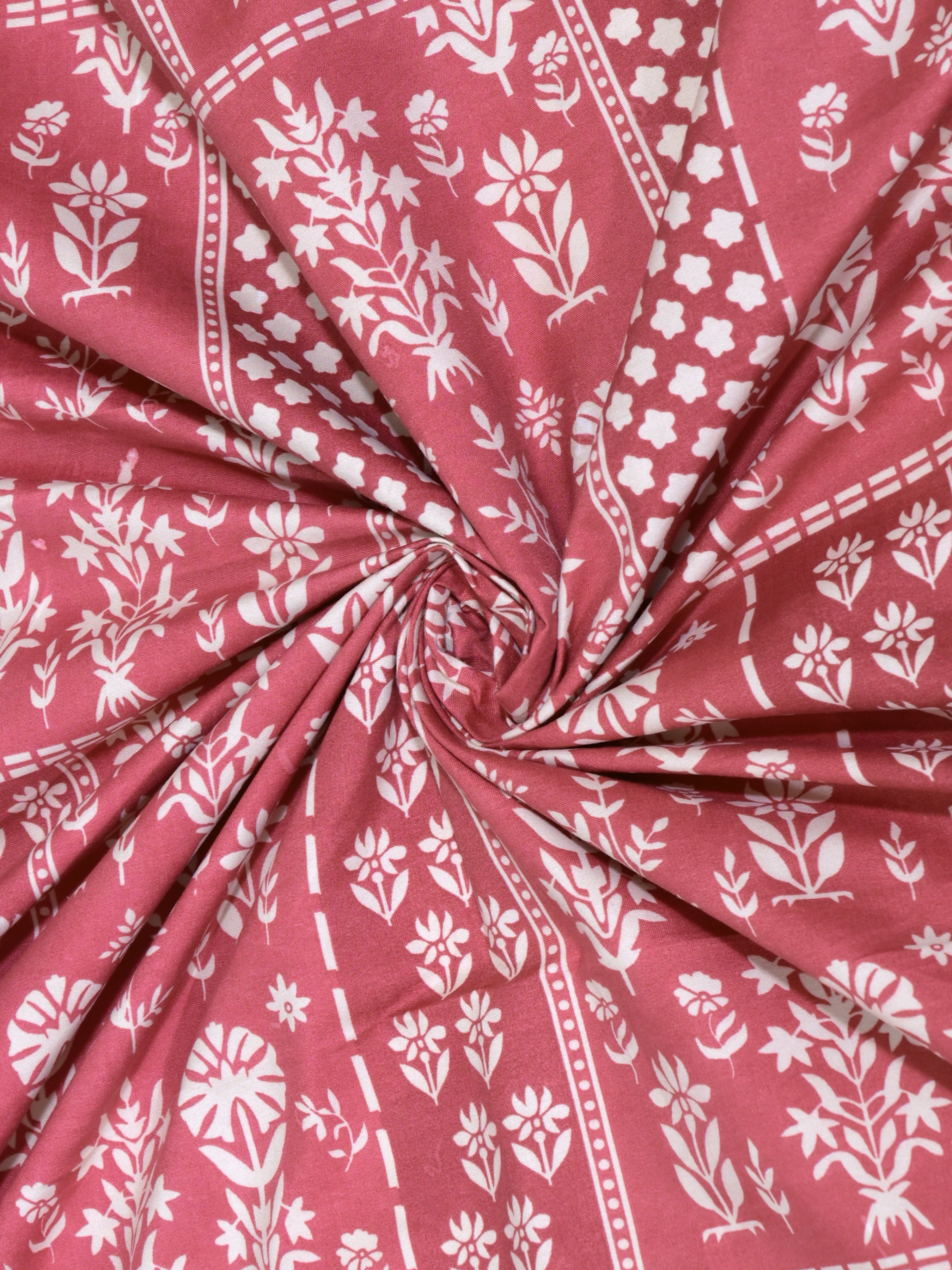 Diwali Value Gift Box | 1 Double Bedsheet & 2 Wall Hangings