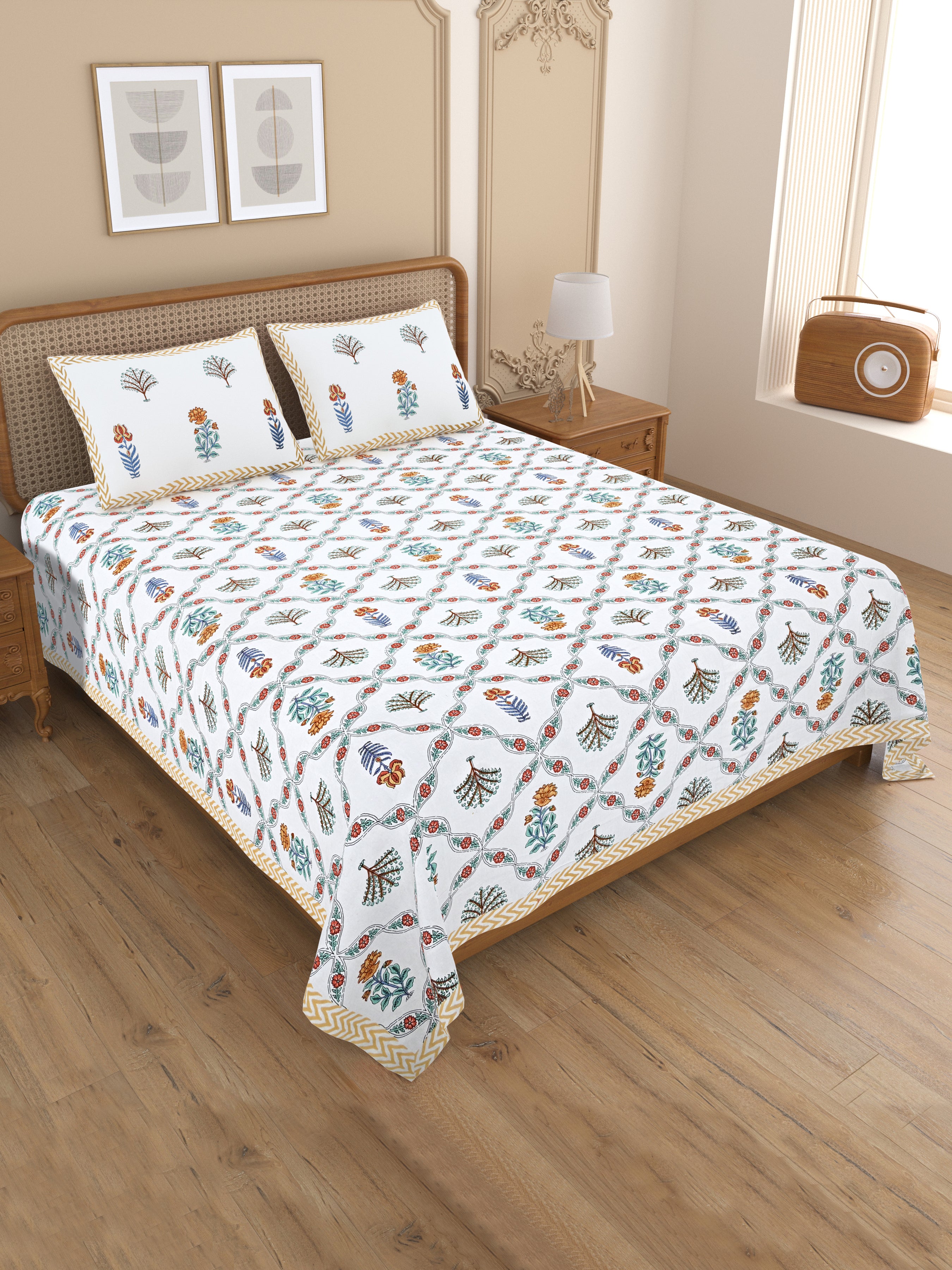 Floral Print Cotton Double King Bedsheet with 2 Pillow Covers